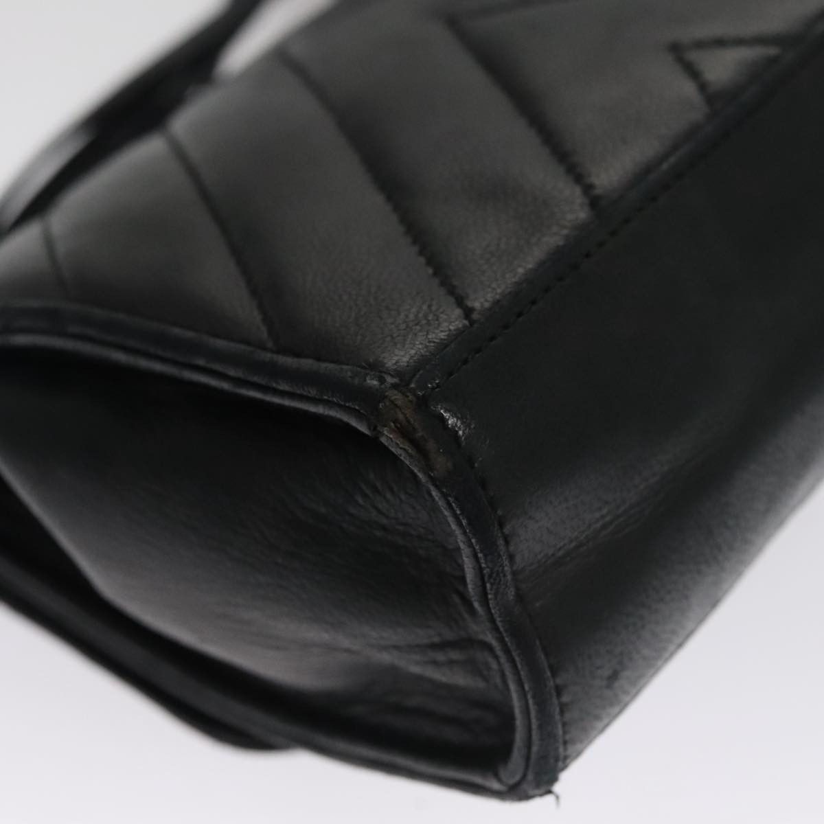 Chanel Cc Black Leather Shoulder Bag (Pre-Owned) Size ONE SIZE - 9 Thumbnail