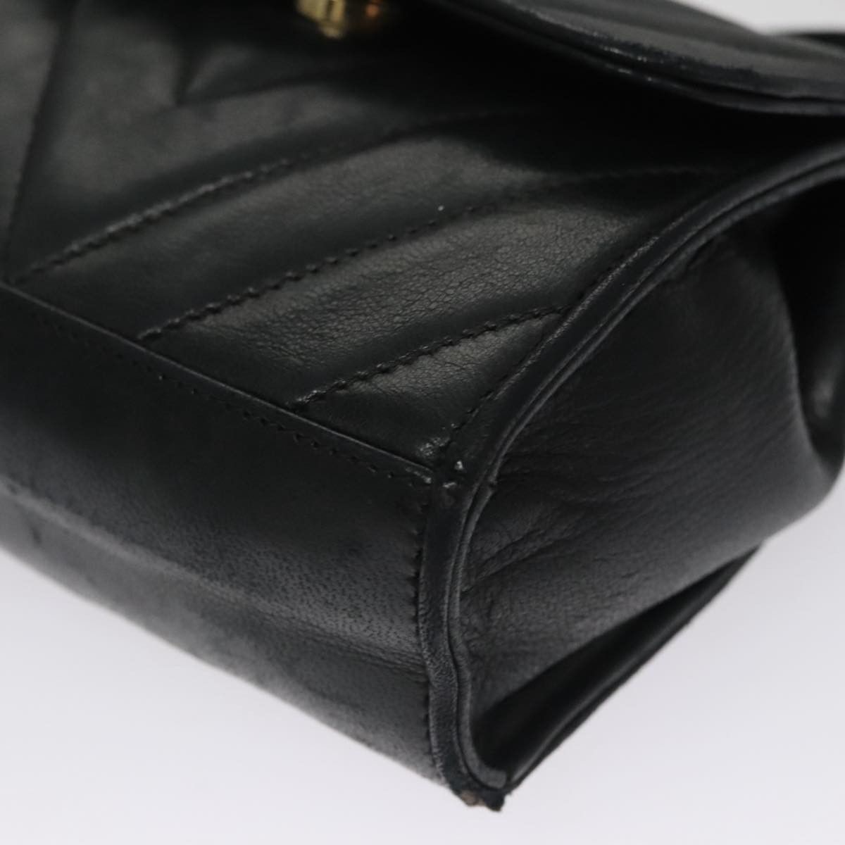Chanel Cc Black Leather Shoulder Bag (Pre-Owned) Size ONE SIZE - 8 Thumbnail