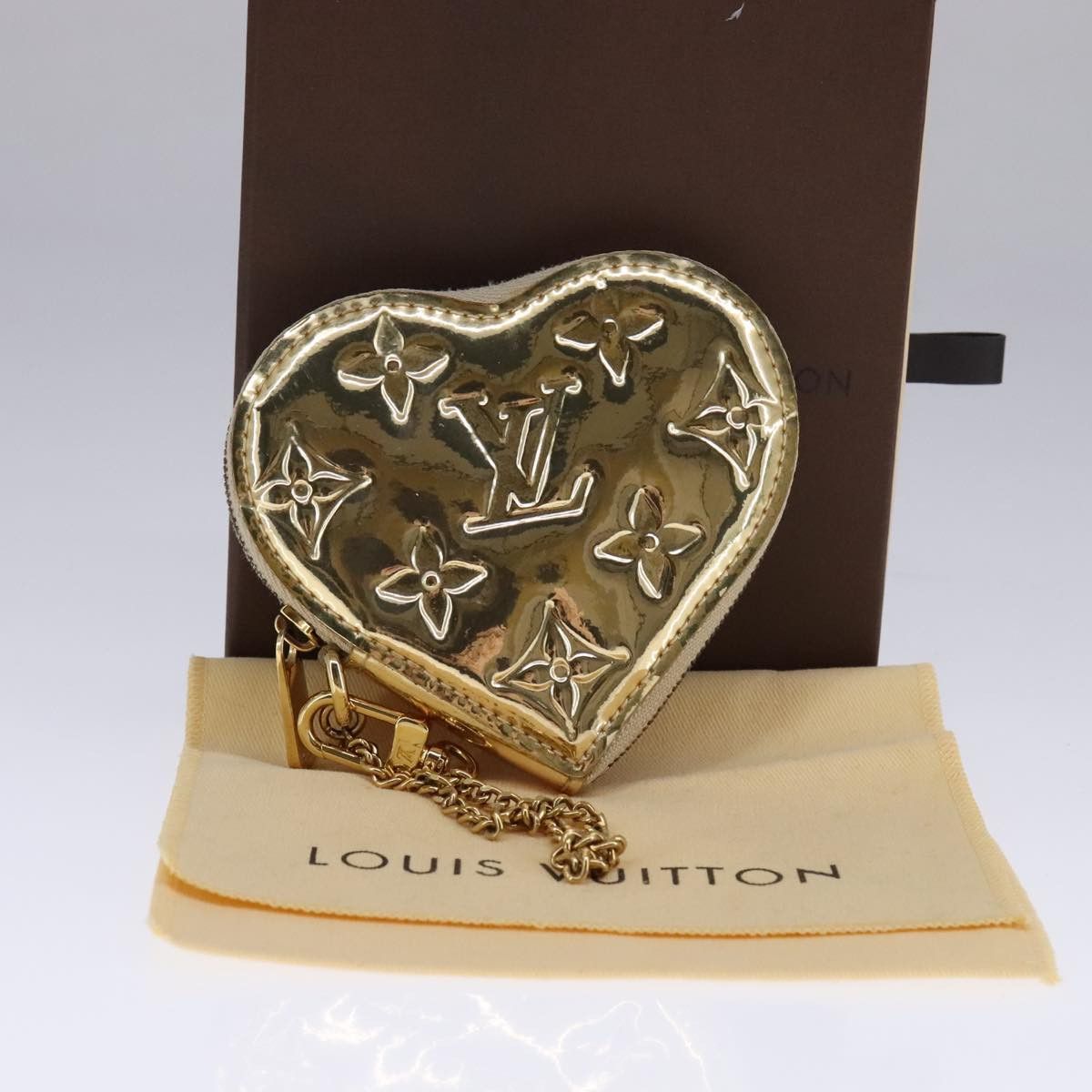 Louis Vuitton Porte Monnaie Coeur Gold Patent Leather Wallet (Pre-Owned) Size ONE SIZE - 14 Thumbnail