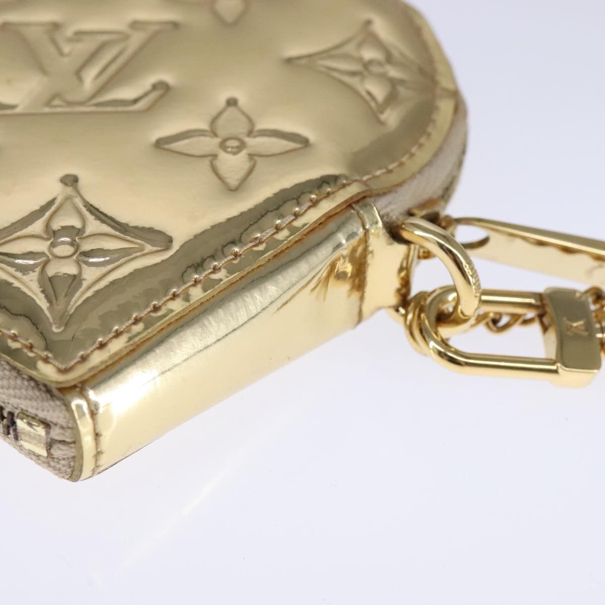 Louis Vuitton Porte Monnaie Coeur Gold Patent Leather Wallet (Pre-Owned) Size ONE SIZE - 6 Thumbnail