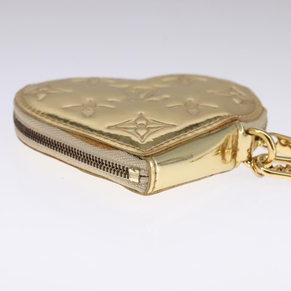 Louis Vuitton Porte Monnaie Coeur Gold Patent Leather Wallet (Pre-Owned) Size ONE SIZE - 17 Thumbnail