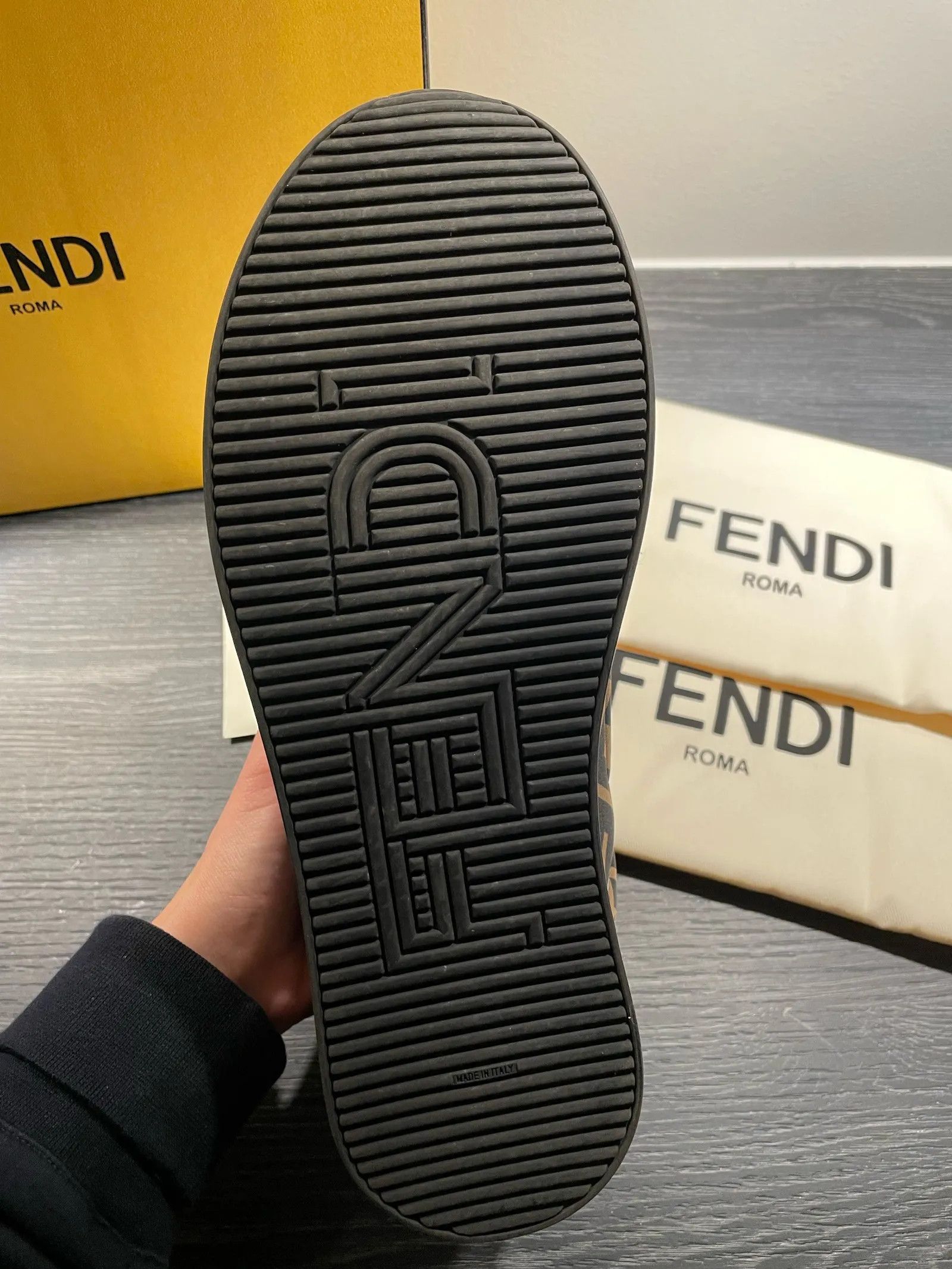 Fendi Fendi Sneakers Size US 10 / IT 40 - 3 Thumbnail