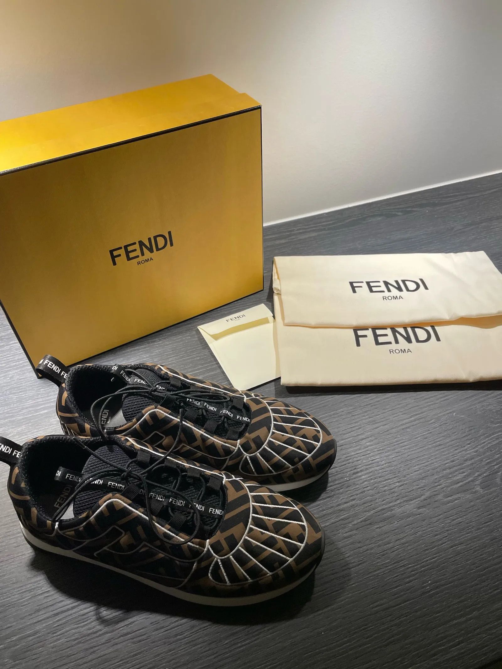 Fendi Fendi Sneakers Size US 10 / IT 40 - 2 Thumbnail