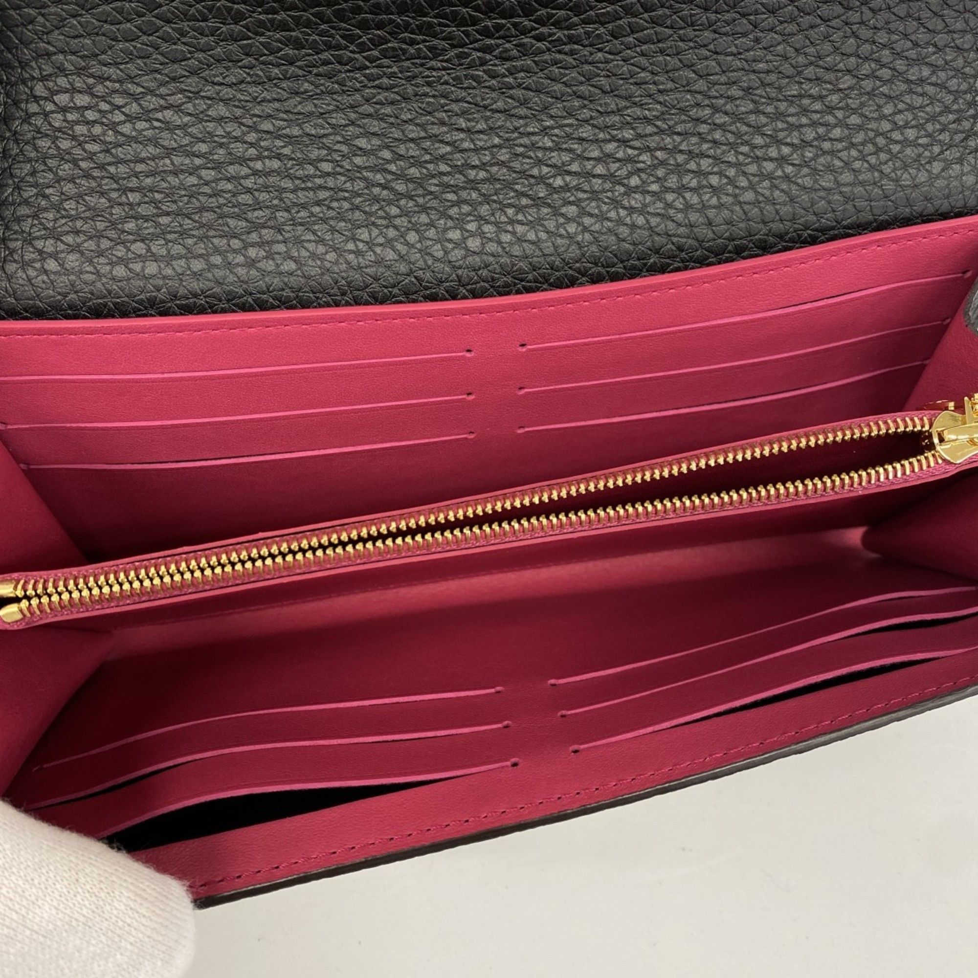 Louis Vuitton Louis Vuitton Capucines wallet Size ONE SIZE - 9 Thumbnail