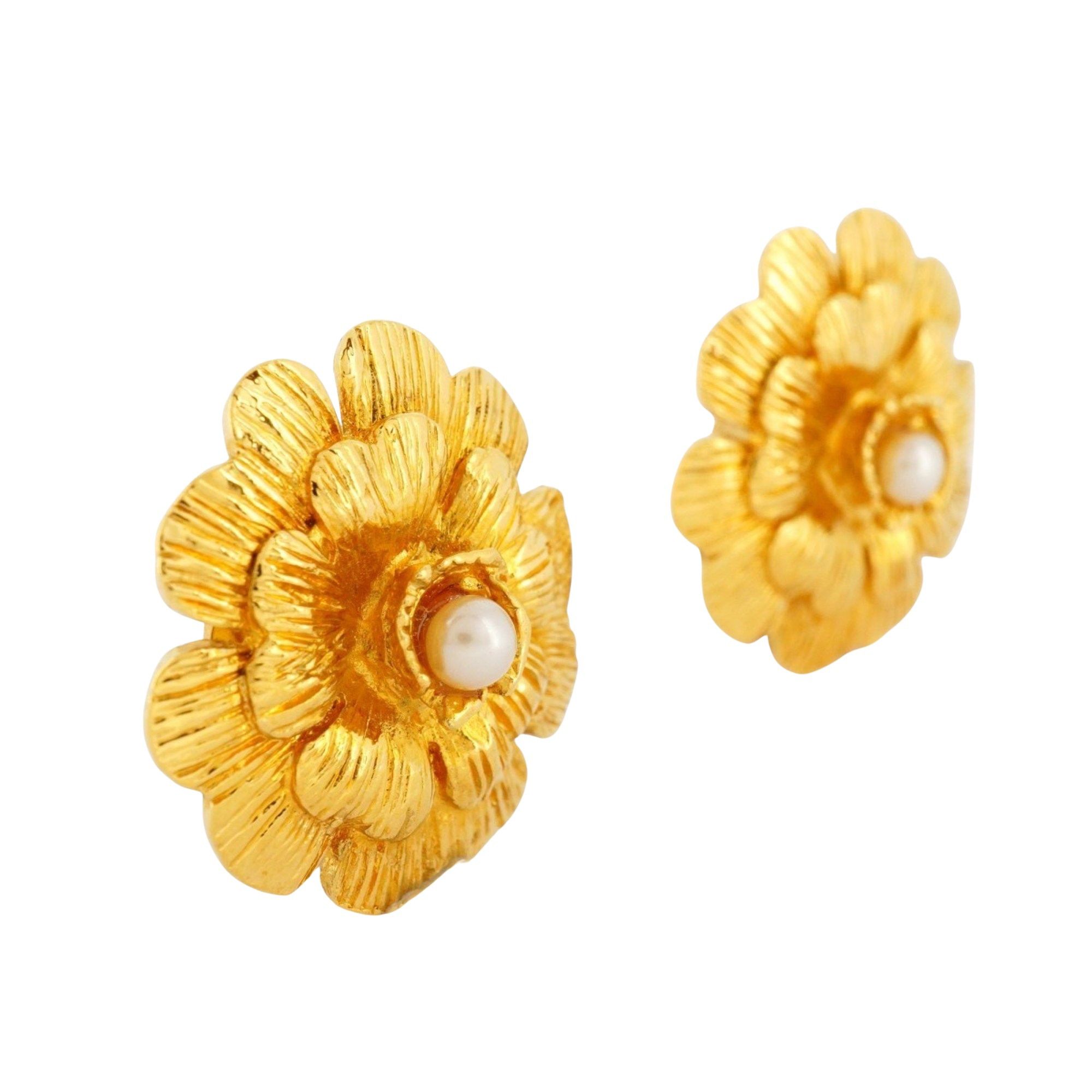Chanel Chanel Camellia earring Size ONE SIZE - 2 Thumbnail