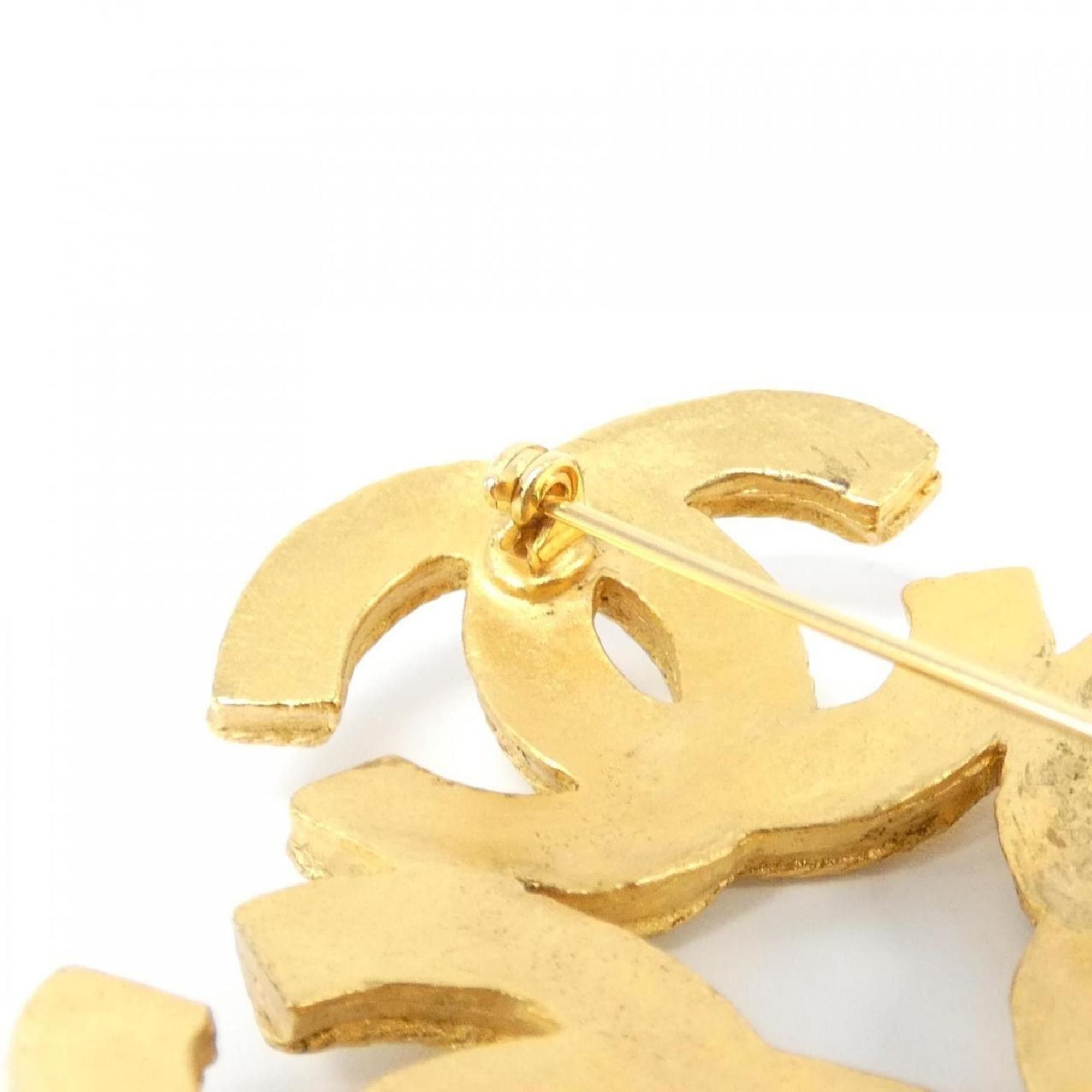 Chanel Chanel Triple coco brooch Size ONE SIZE - 4 Thumbnail