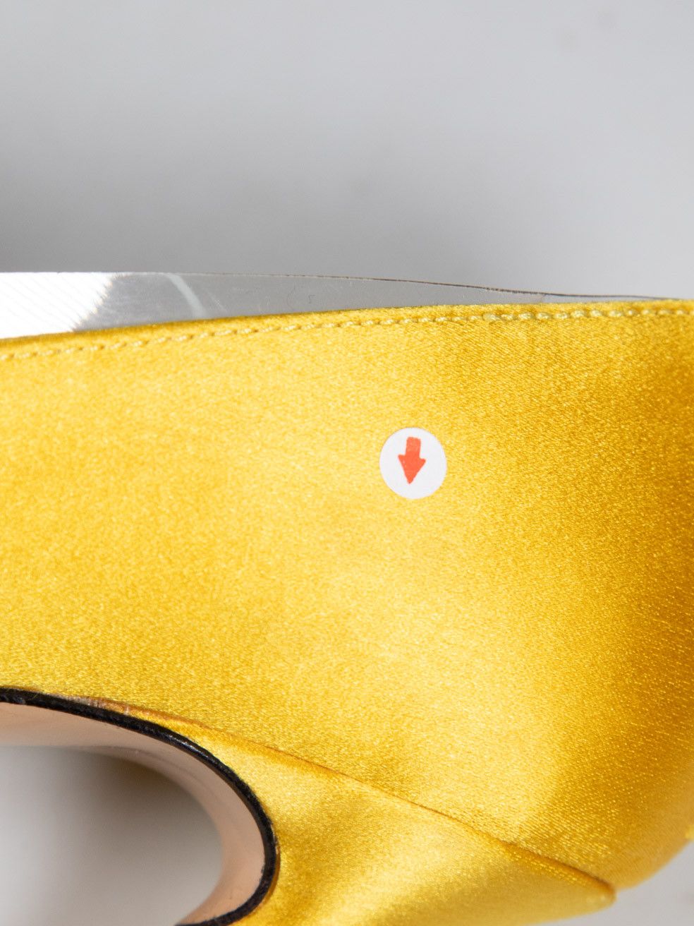 Charlotte Olympia Yellow Satin & PVC Pumps Size US 5.5 / IT 35.5 - 14 Thumbnail