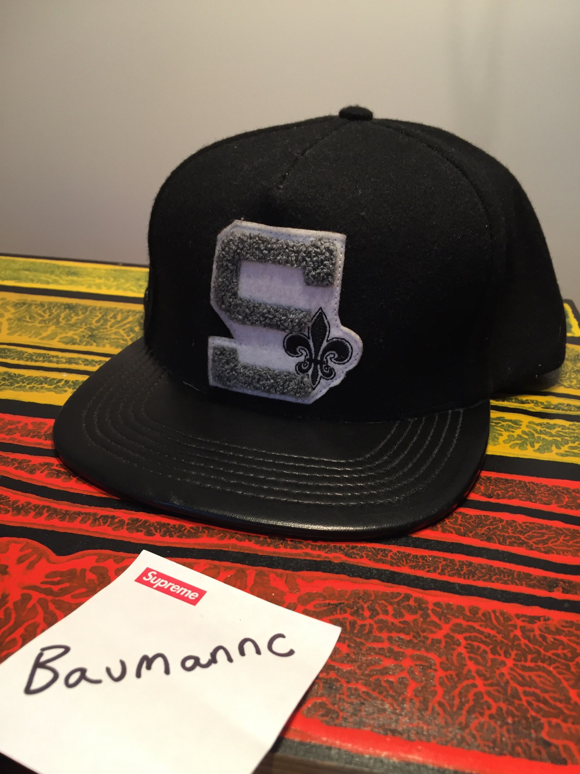 Supreme Supreme leather brim S hat 