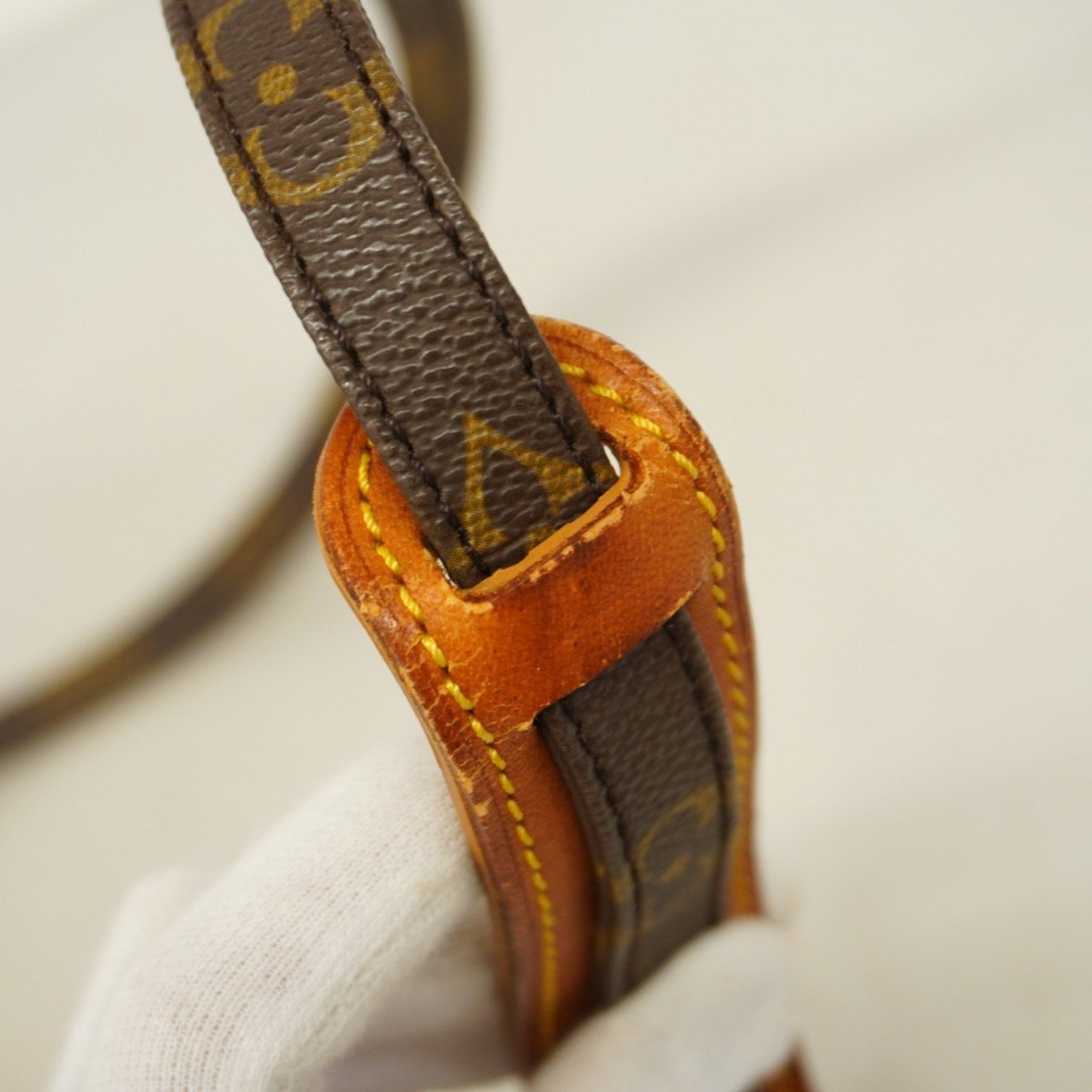Louis Vuitton Louis Vuitton Amazon shoulder Size ONE SIZE - 4 Thumbnail