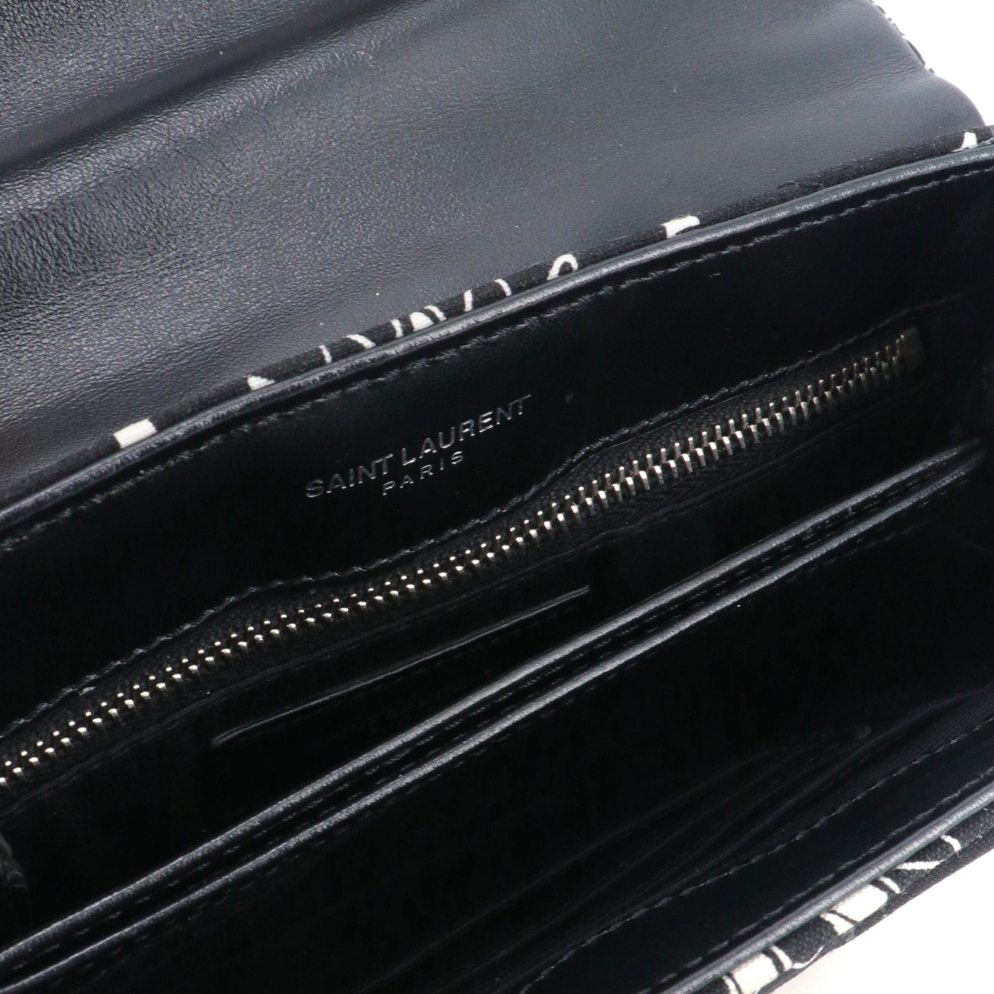 Saint Laurent Paris SAINT LAURENT - Saint Laurent Loulou Toy shoulder bag in black bandana canvas Size ONE SIZE - 8 Thumbnail