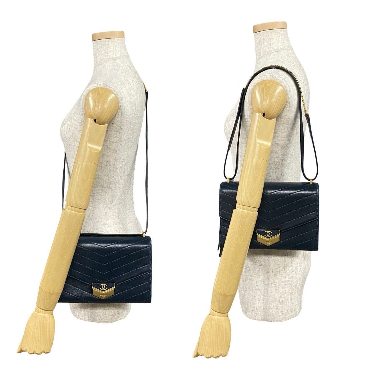 Chanel Chanel Shoulder Bag Blue Leather Size ONE SIZE - 2 Thumbnail
