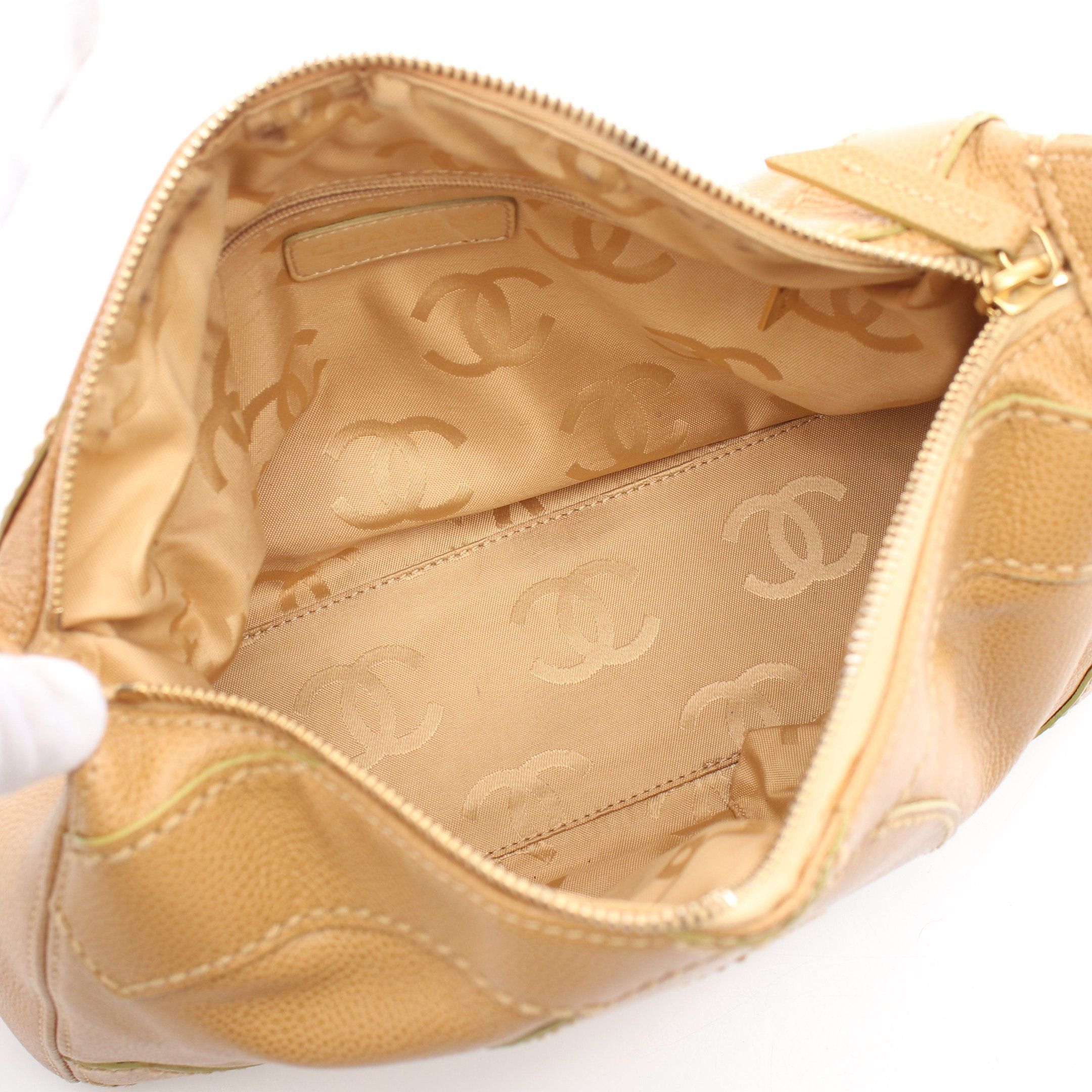 Chanel Chanel Big Coco Mark Shoulder Bag Caviar Skin Beige Gold Hardware Size ONE SIZE - 3 Thumbnail