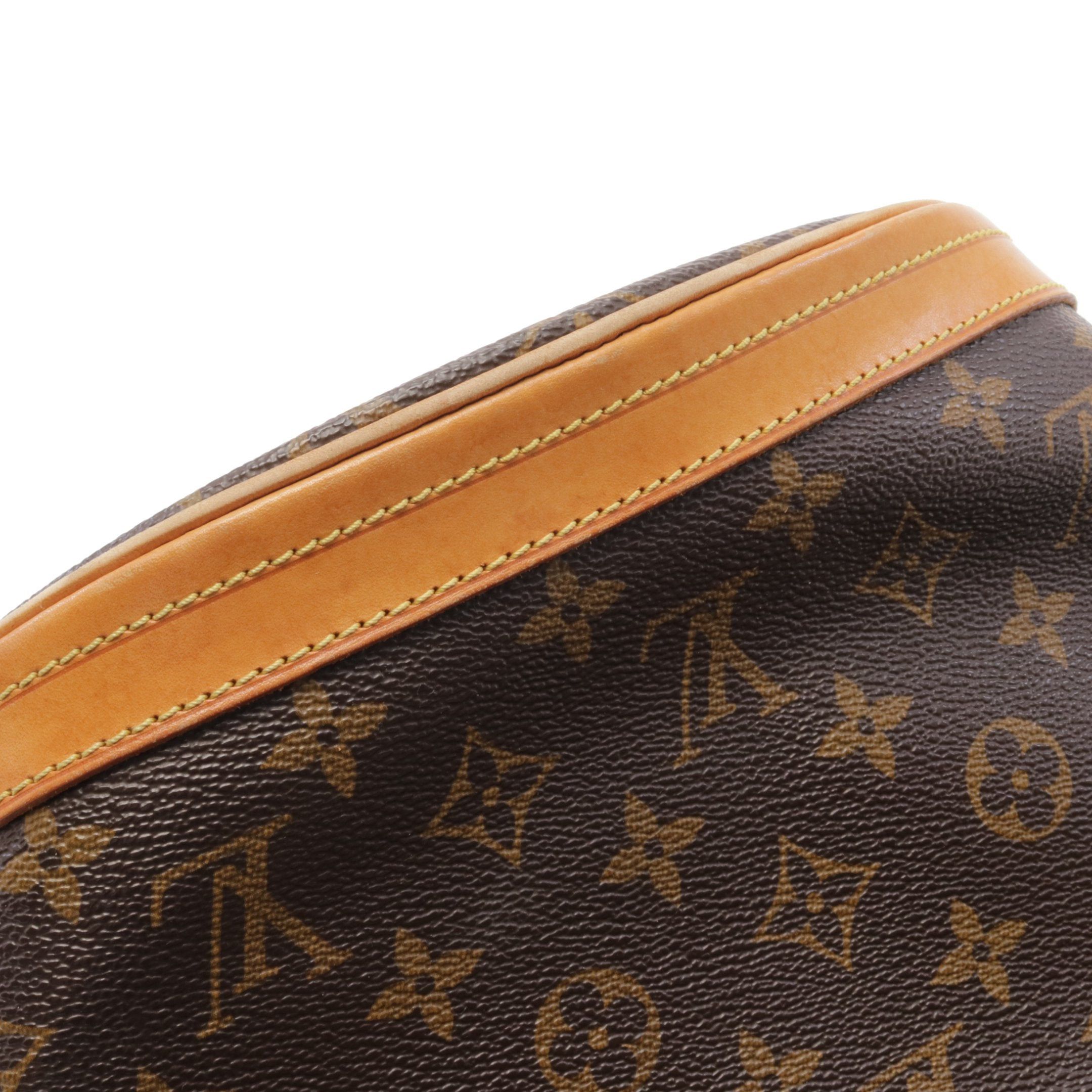 Louis Vuitton Louis Vuitton Bucket Pm Monogram Handbag Leather Brown Size ONE SIZE - 7 Thumbnail