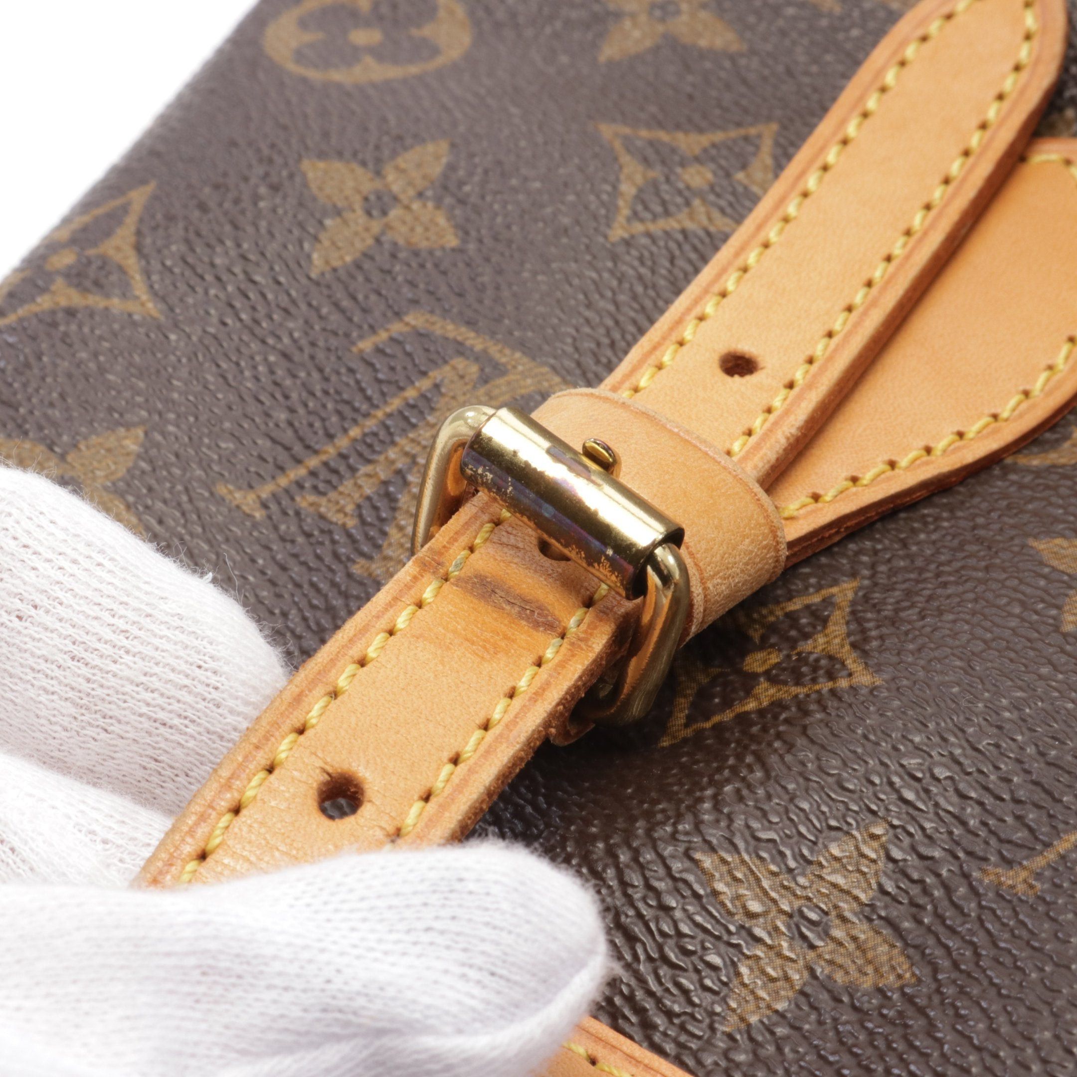Louis Vuitton Louis Vuitton Bucket Pm Monogram Handbag Leather Brown Size ONE SIZE - 8 Thumbnail