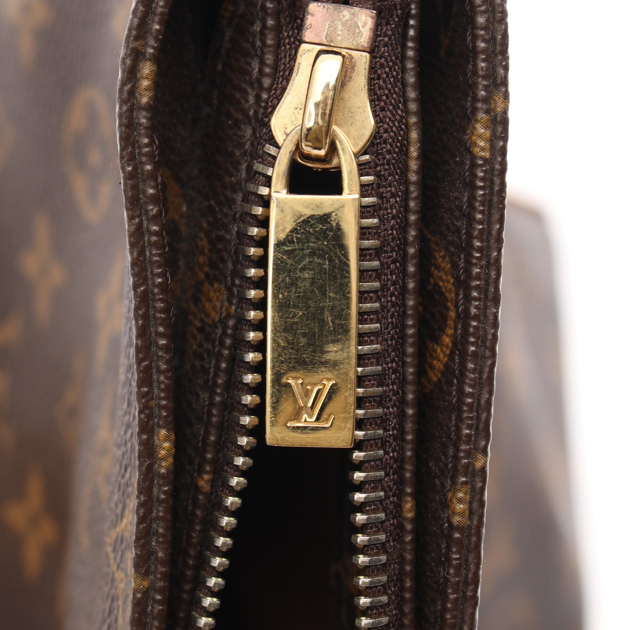 Louis Vuitton Louis Vuitton Kabamezo Monogram Shoulder Bag Tote Leather Brown Size ONE SIZE - 6 Thumbnail
