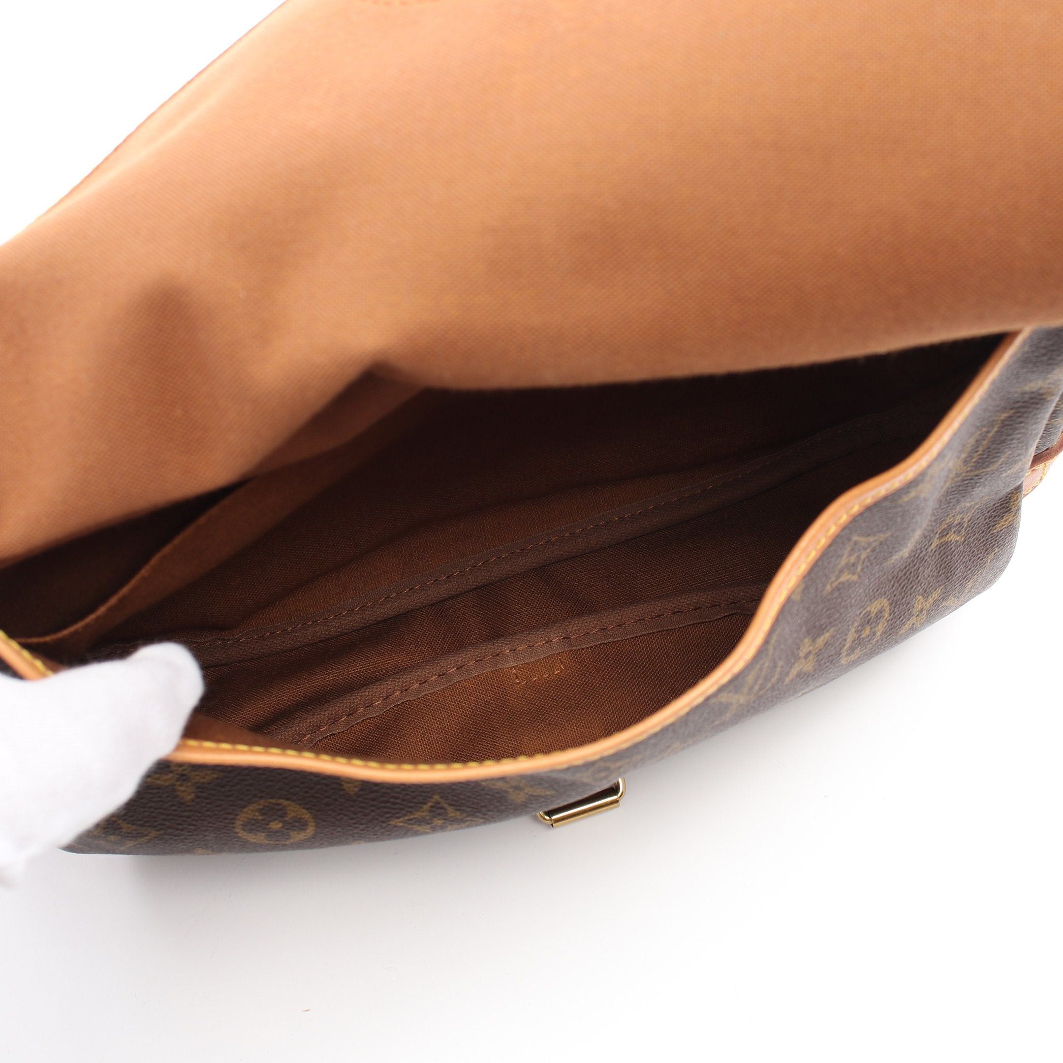Louis Vuitton Louis Vuitton Saumur 30 Monogram Shoulder Bag Leather Brown Size ONE SIZE - 4 Thumbnail