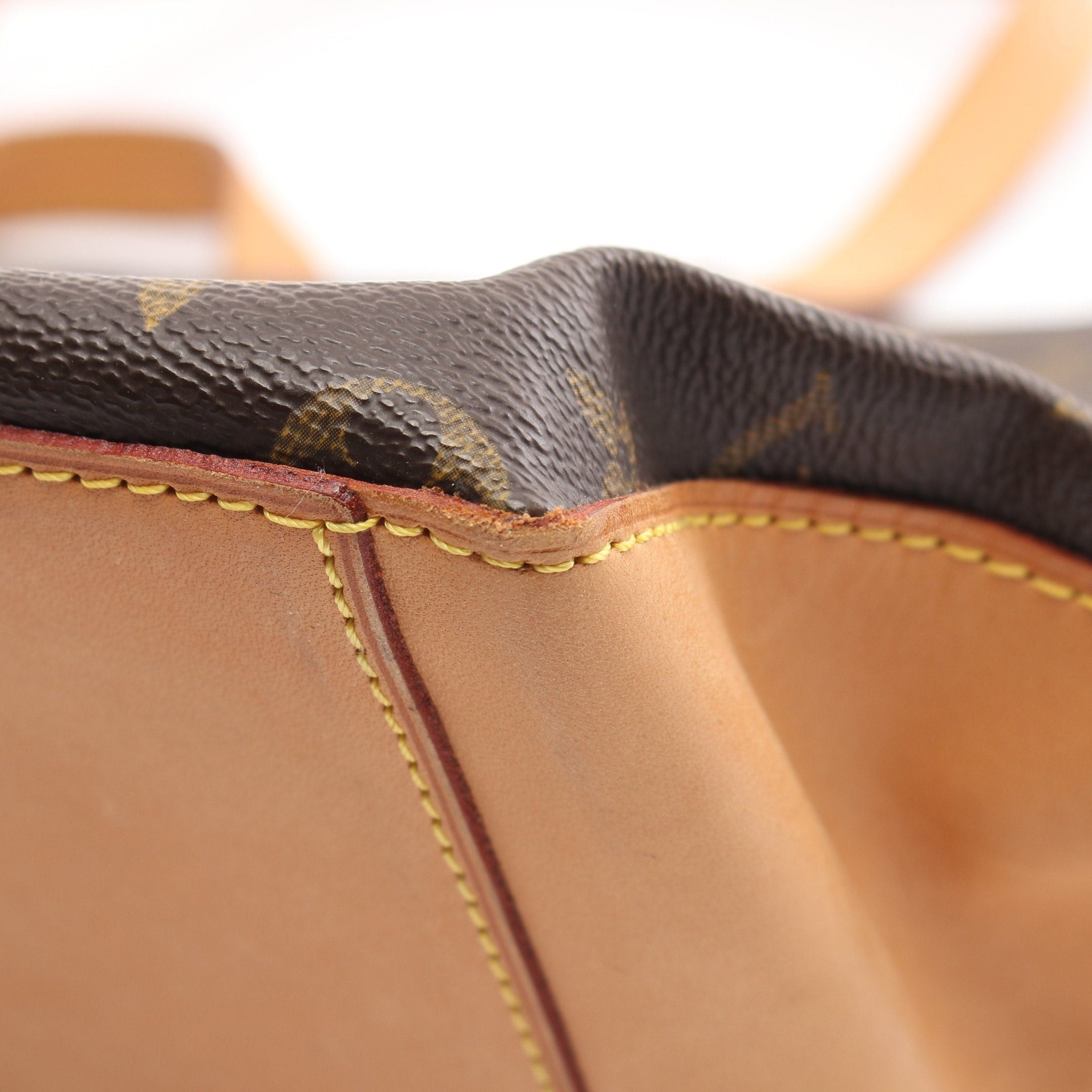 Louis Vuitton Kabamezo Monogram Shoulder Bag Tote Leather Brown