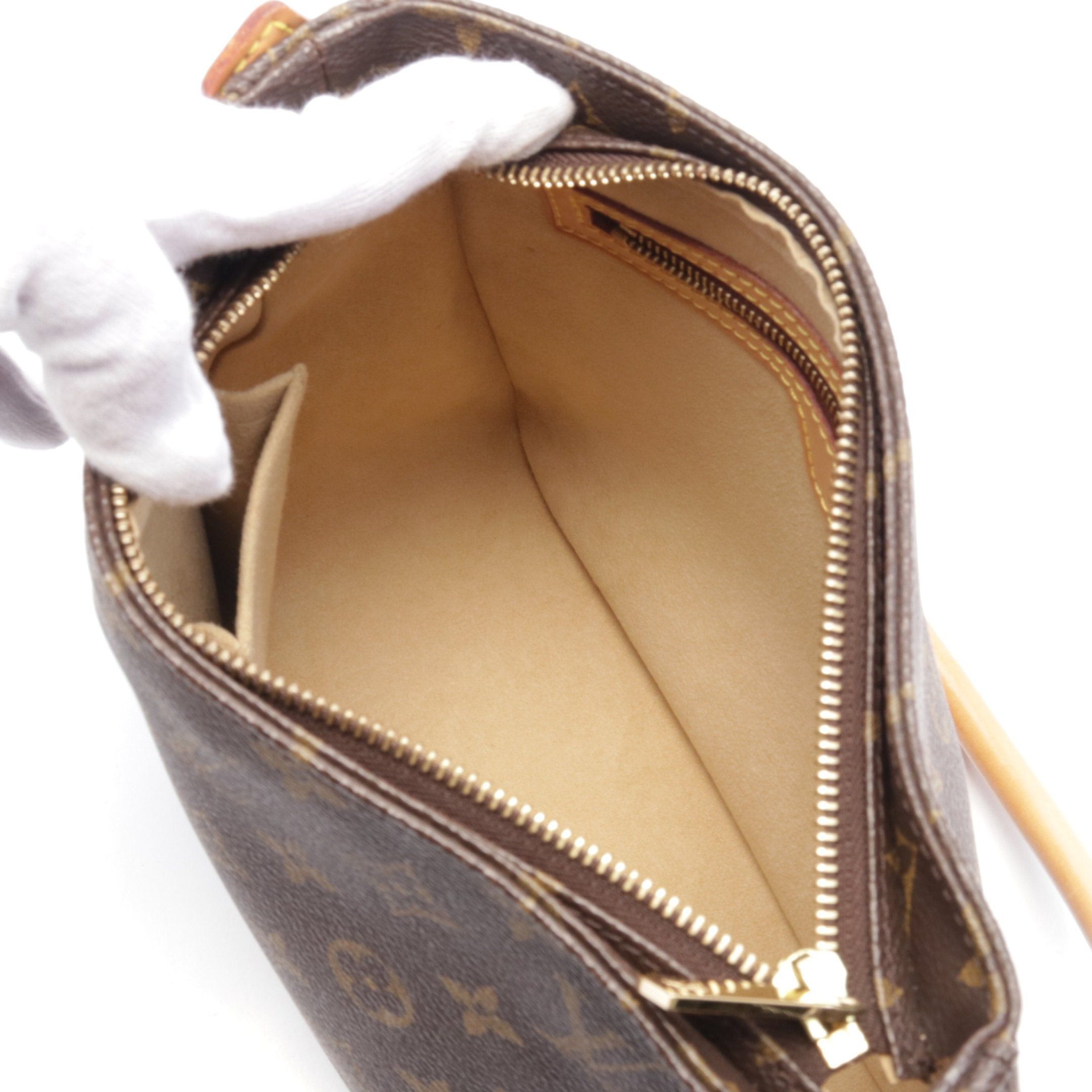 Louis Vuitton Louis Vuitton Looping Mm Monogram Shoulder Bag Leather Brown Size ONE SIZE - 3 Thumbnail