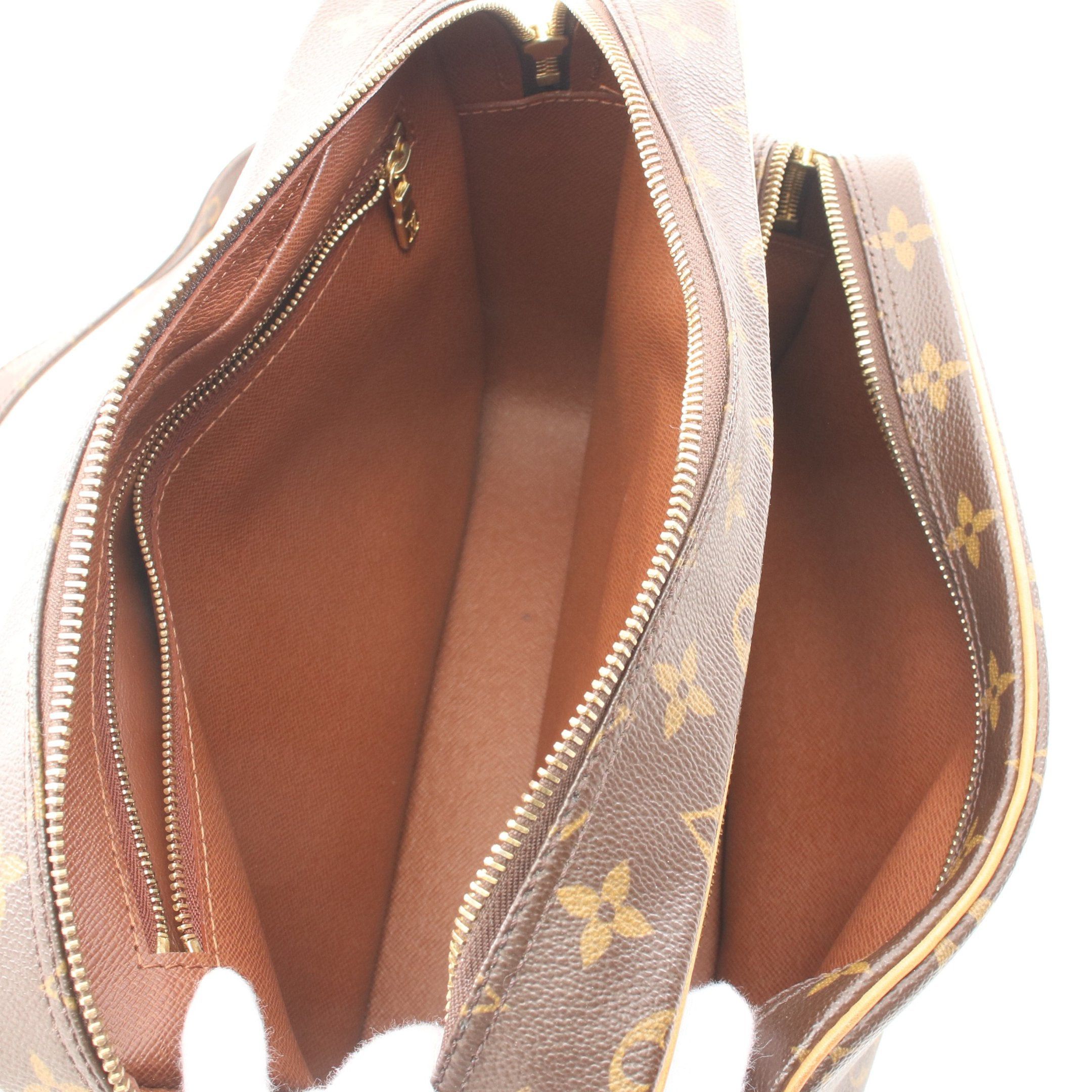 Louis Vuitton Louis Vuitton Nil Monogram Shoulder Bag Leather Brown Size ONE SIZE - 3 Thumbnail