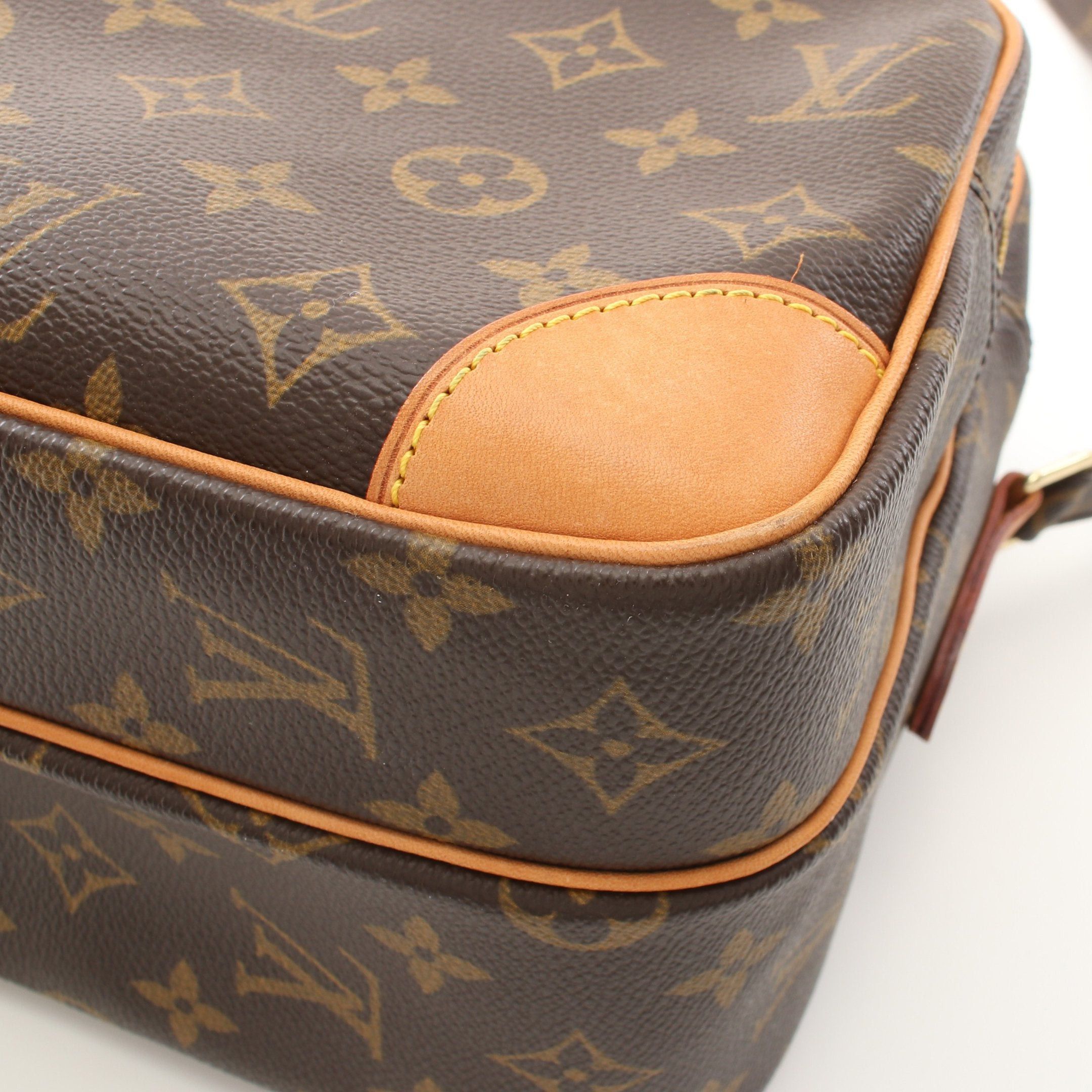 Louis Vuitton Louis Vuitton Nil Monogram Shoulder Bag Leather Brown Size ONE SIZE - 9 Thumbnail