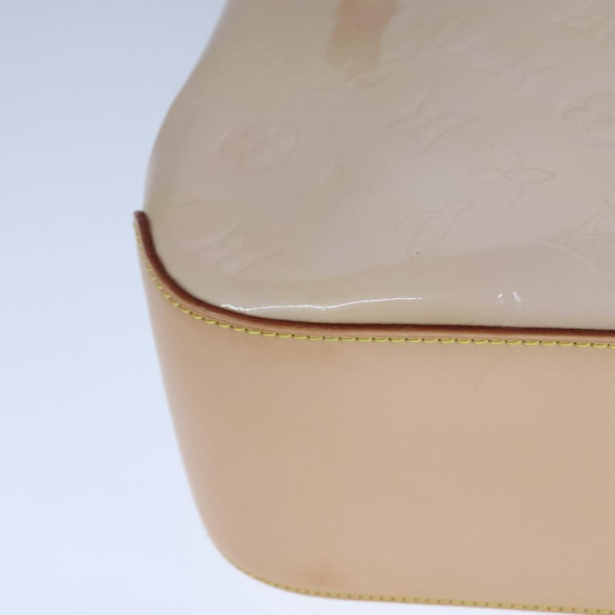 Louis Vuitton Beige Patent Leather Shoulder Bag (Pre-Owned) Size ONE SIZE - 10 Thumbnail