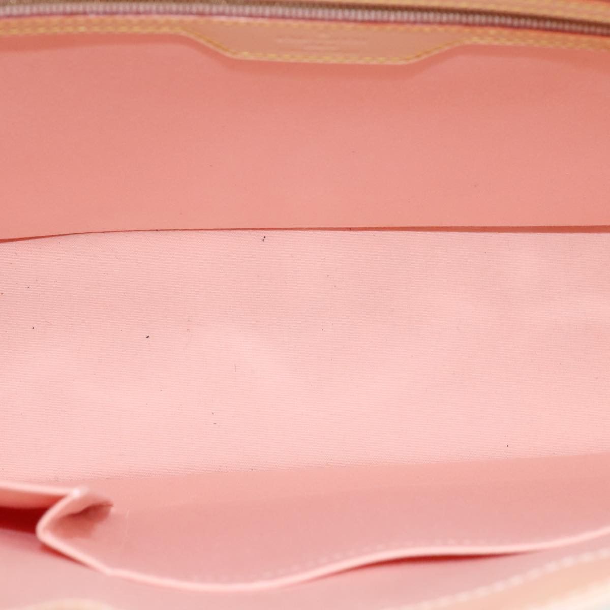 Louis Vuitton Beige Patent Leather Shoulder Bag (Pre-Owned) Size ONE SIZE - 13 Thumbnail