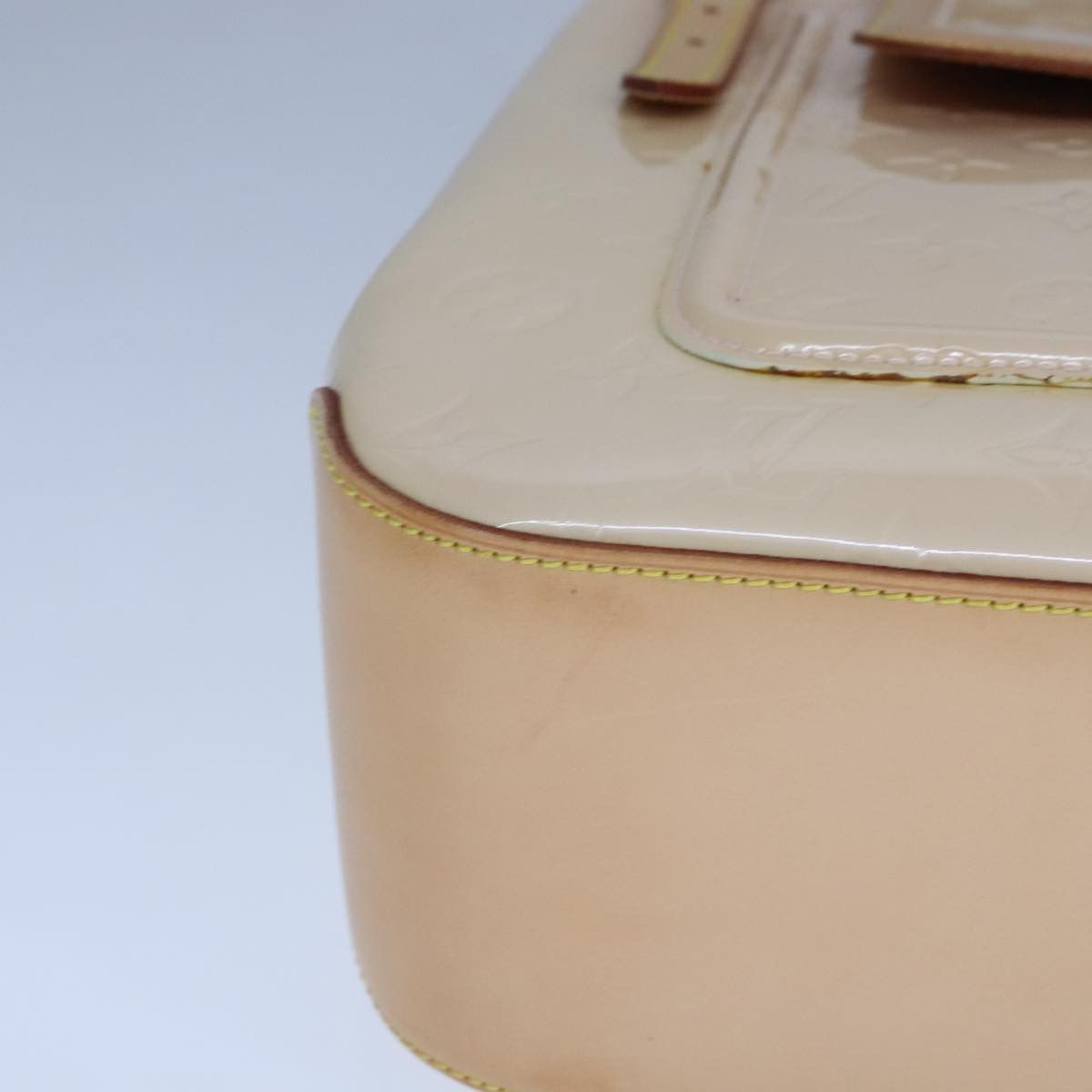 Louis Vuitton Beige Patent Leather Shoulder Bag (Pre-Owned) Size ONE SIZE - 8 Thumbnail