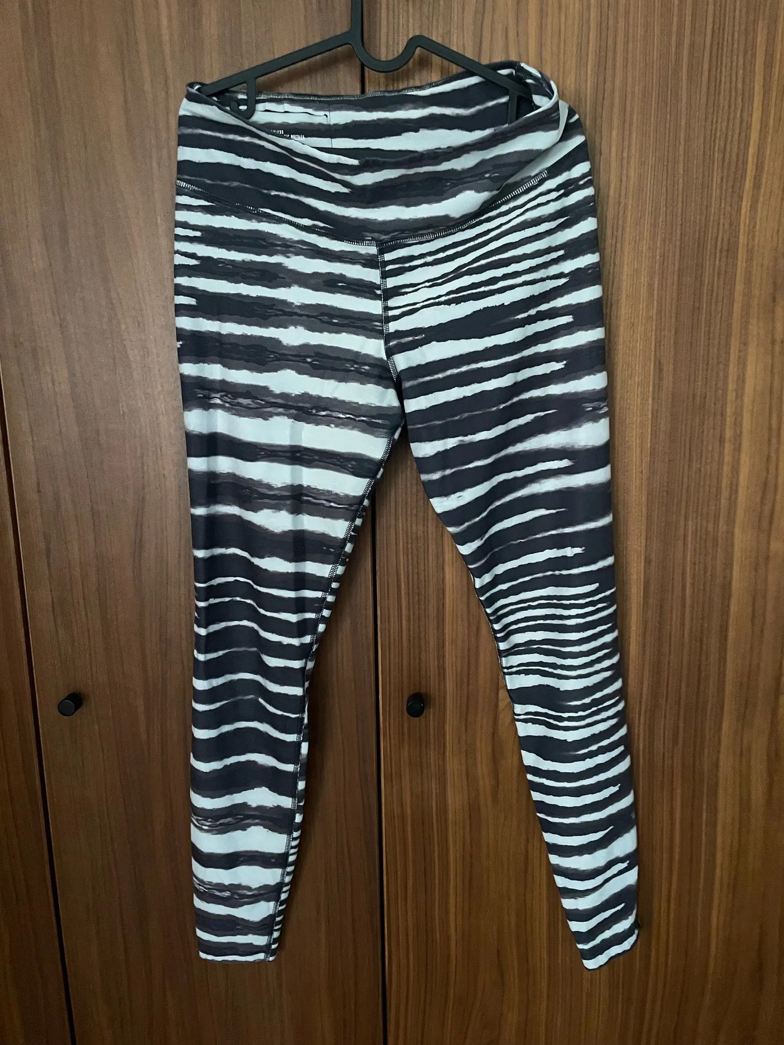 Nike Nike Tights Size 30" / US 8 / IT 44 - 4 Thumbnail