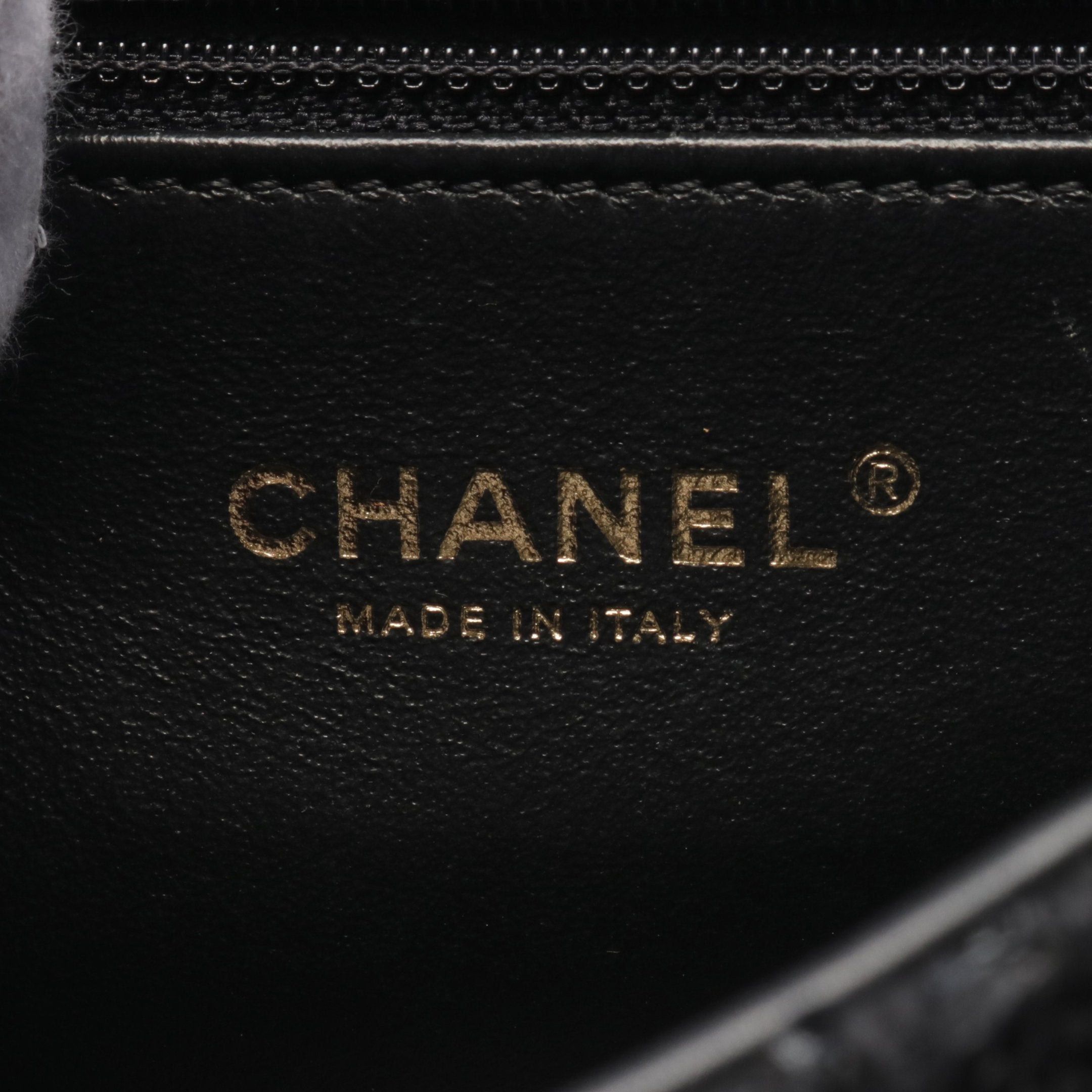 Chanel Chanel Cc Filigree Chain Shoulder Bag Tweed Leather Black Gold Hardware Size ONE SIZE - 4 Thumbnail