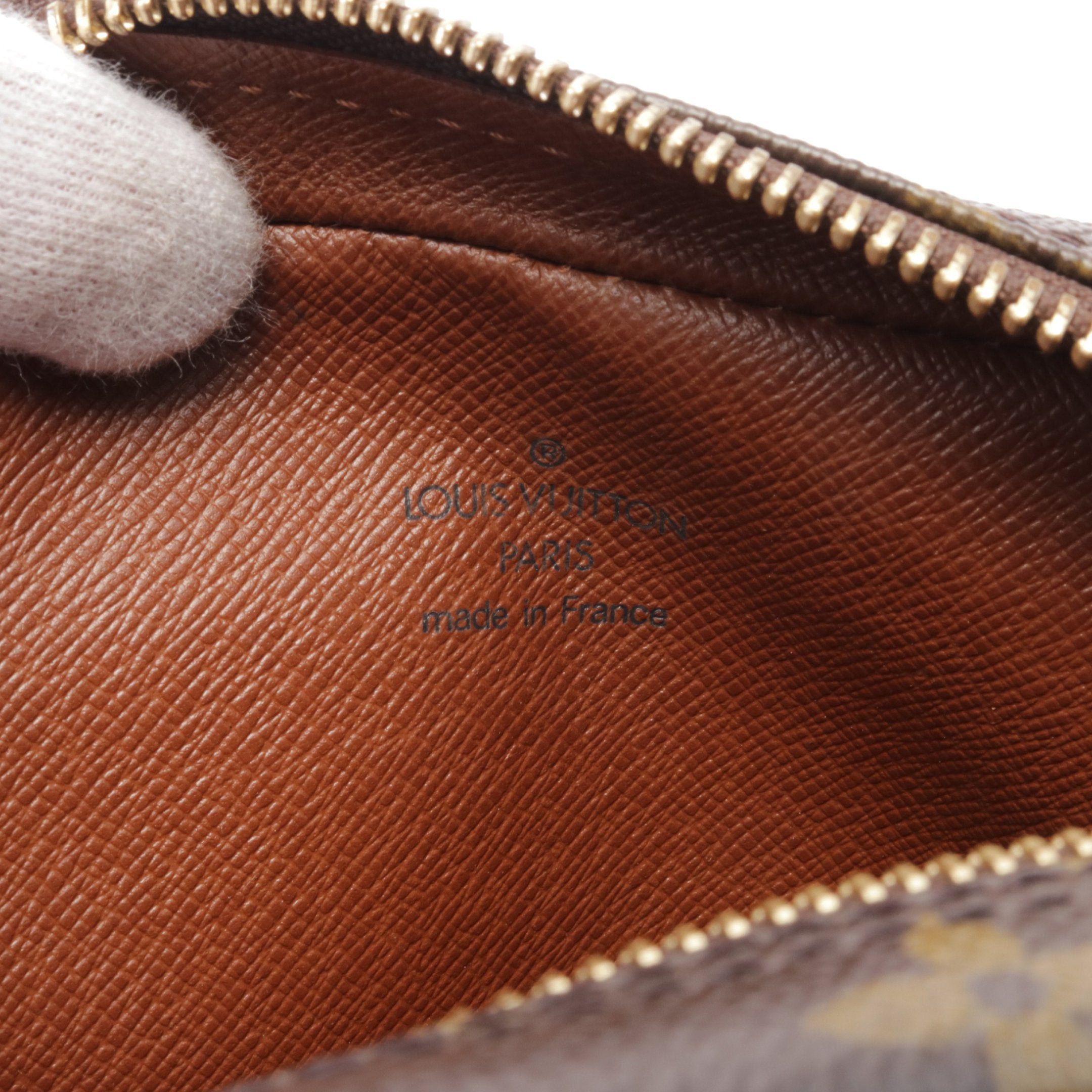 Louis Vuitton Louis Vuitton Amazon Monogram Shoulder Bag Leather Brown Size ONE SIZE - 4 Thumbnail