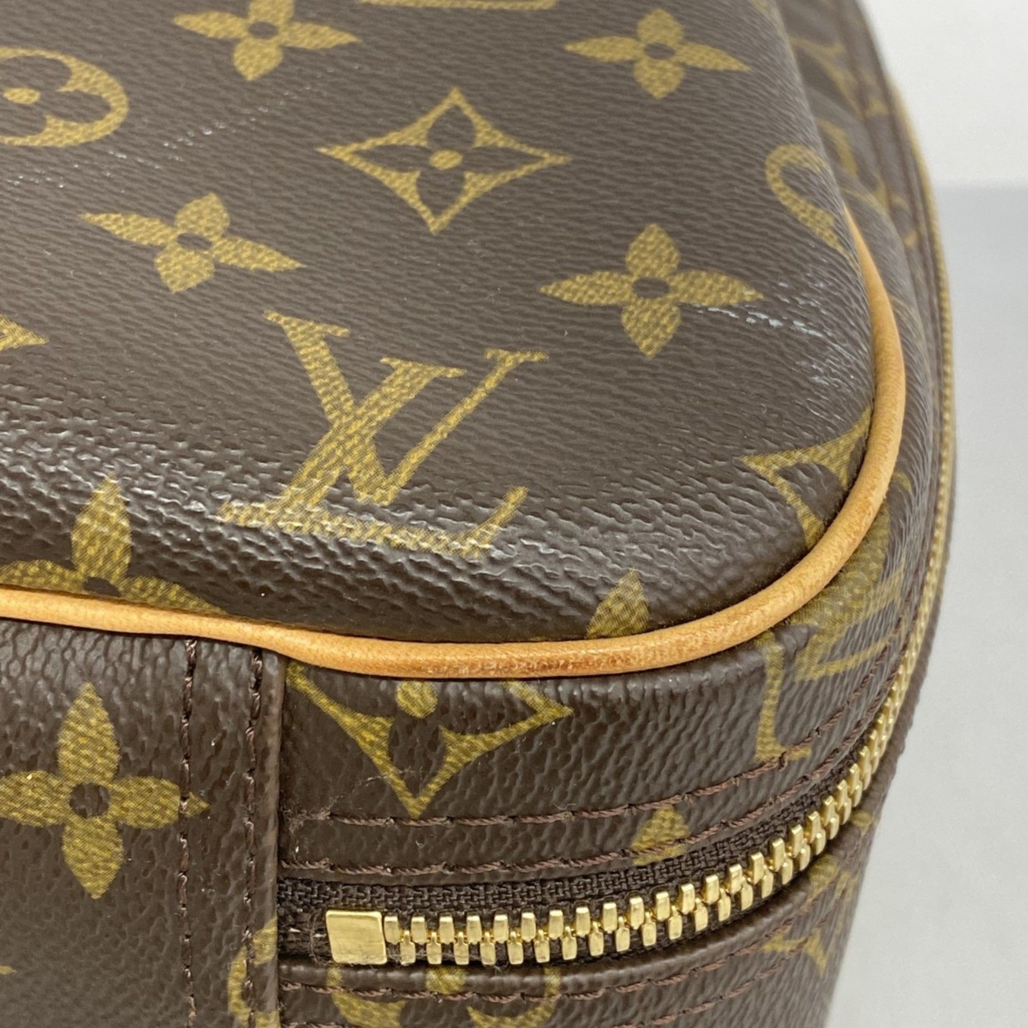 Louis Vuitton Louis Vuitton Excursion handbag Size ONE SIZE - 6 Thumbnail