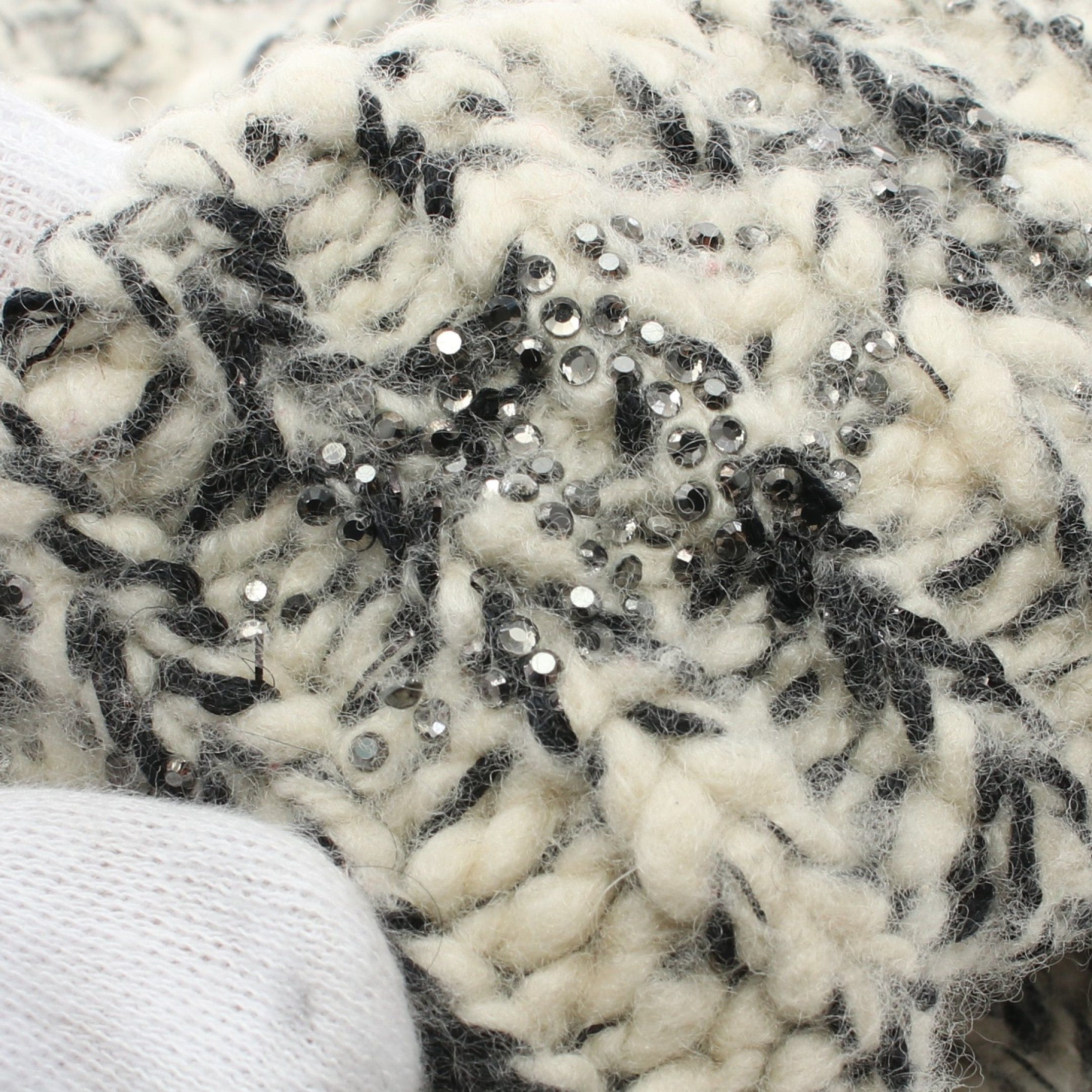 Chanel Chanel Coco Mark Knit Cap Hat Wool Cashmere Cotton Off White Black Rhinestone Size ONE SIZE - 7 Thumbnail