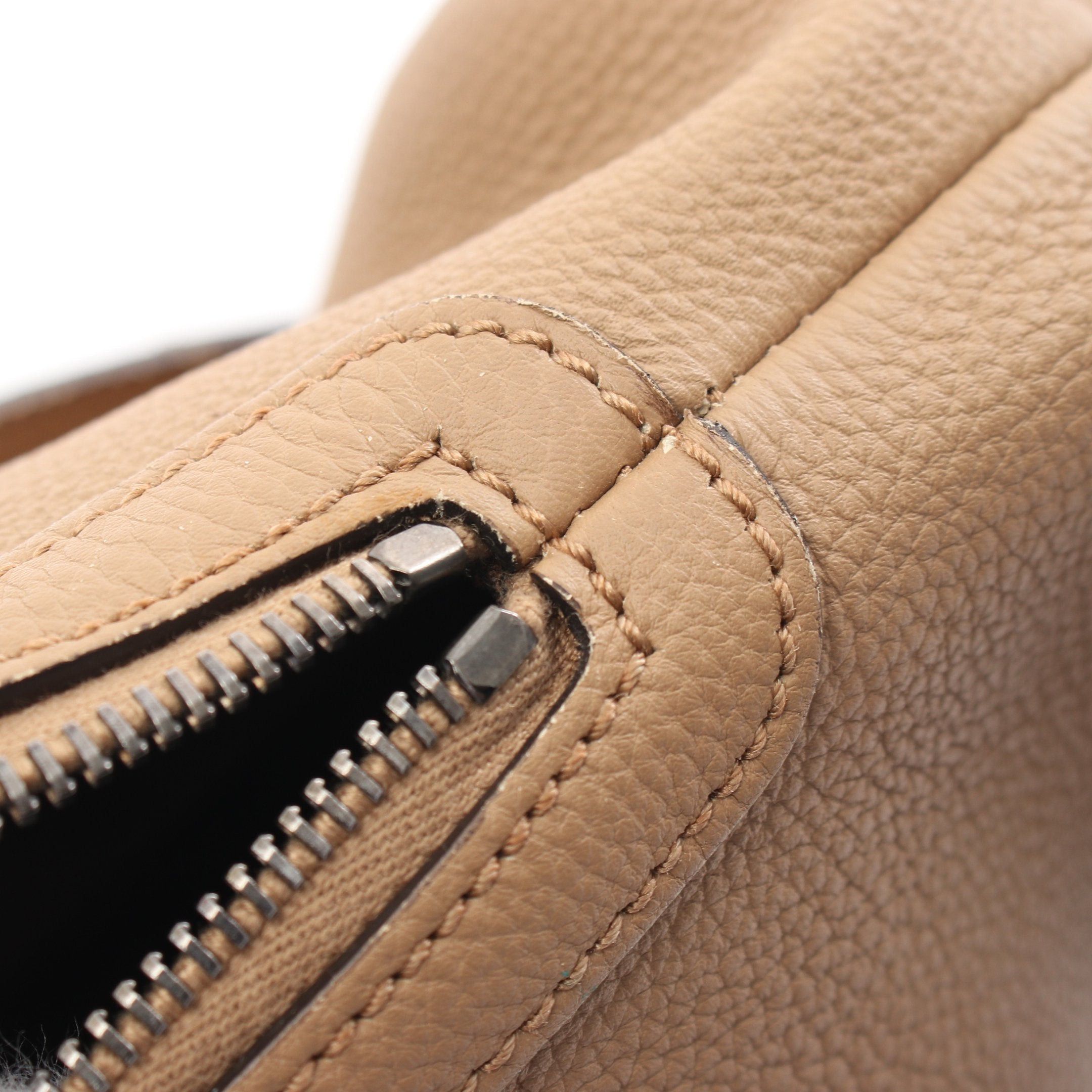 Gucci Gucci Handbag Leather Beige Logo Embossed Size ONE SIZE - 10 Thumbnail