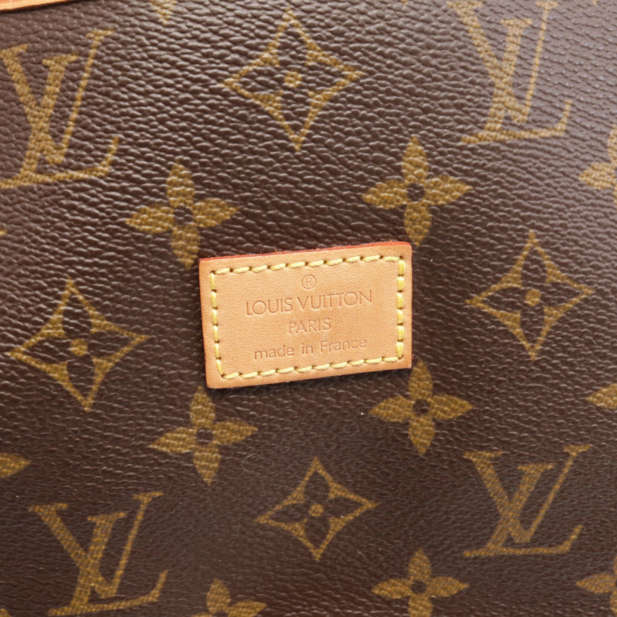 Louis Vuitton Louis Vuitton Saumur 30 Monogram Shoulder Bag Leather Brown Size ONE SIZE - 5 Thumbnail