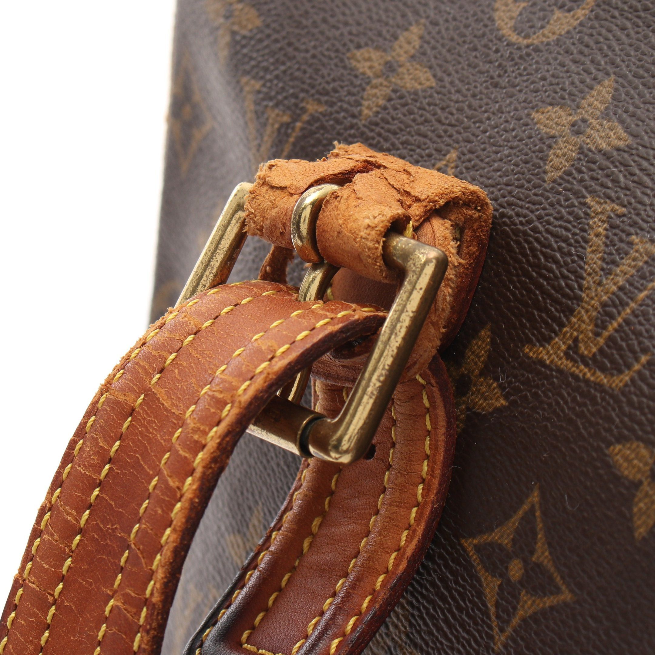 Louis Vuitton Louis Vuitton Multi-Priest Monogram Handbag Leather Brown Size ONE SIZE - 6 Thumbnail