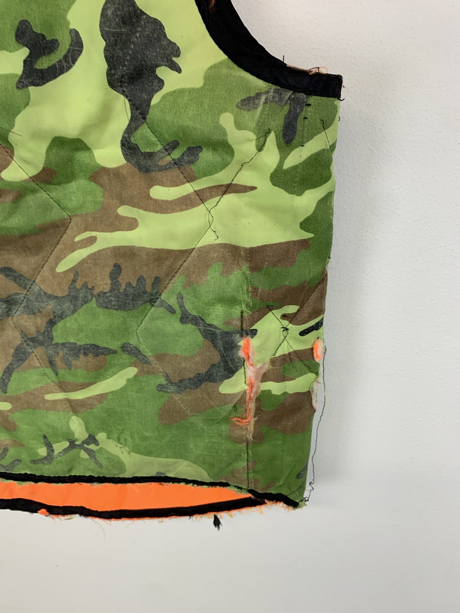 Vintage Vintage 1980s 1970s Camo Shooting Vest Shooting Patches Camo Vest Size S Size US S / EU 44-46 / 1 - 2 Thumbnail