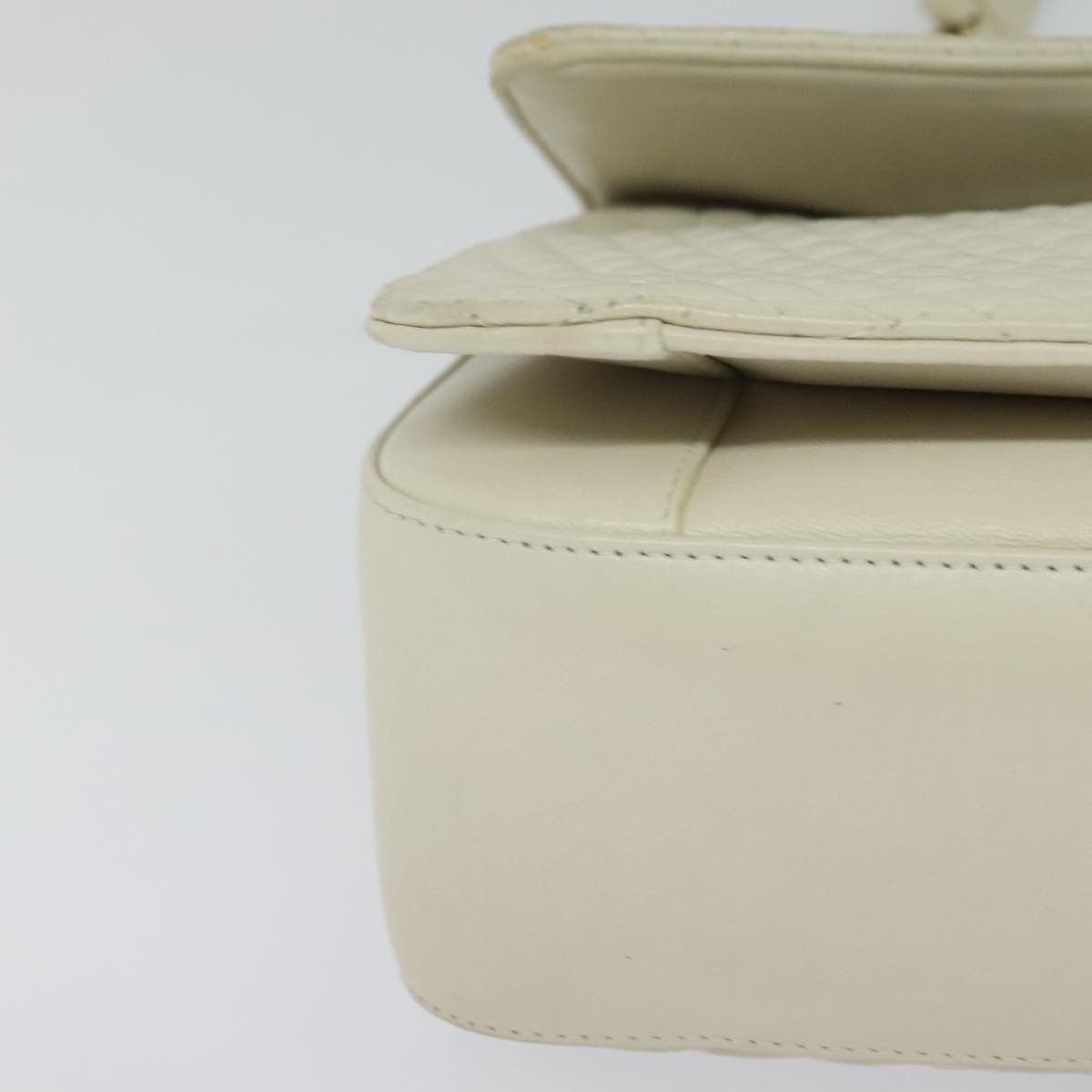 Bally Quilted Beige Leather Shoulder Bag (Pre-Owned) Size ONE SIZE - 10 Thumbnail