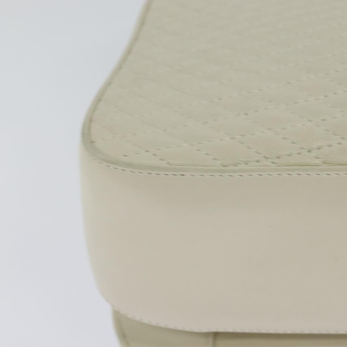 Bally Quilted Beige Leather Shoulder Bag (Pre-Owned) Size ONE SIZE - 12 Thumbnail