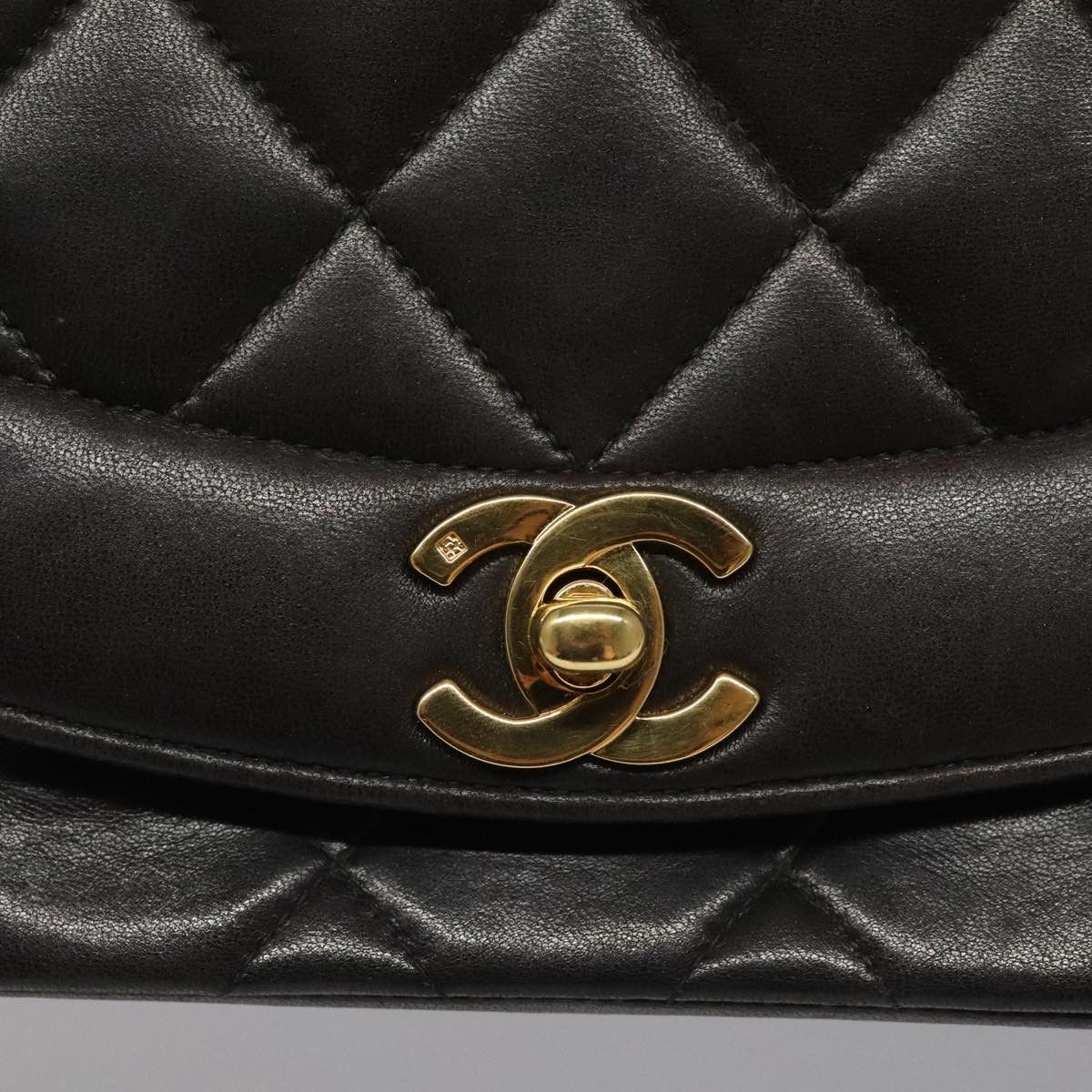 Chanel Diana Black Leather Shoulder Bag (Pre-Owned) Size ONE SIZE - 13 Thumbnail