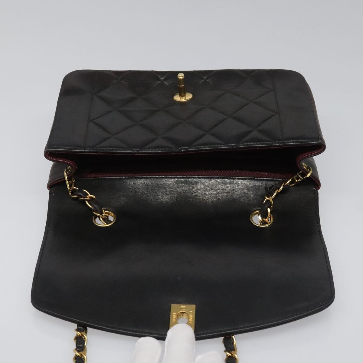 Chanel Diana Black Leather Shoulder Bag (Pre-Owned) Size ONE SIZE - 14 Thumbnail