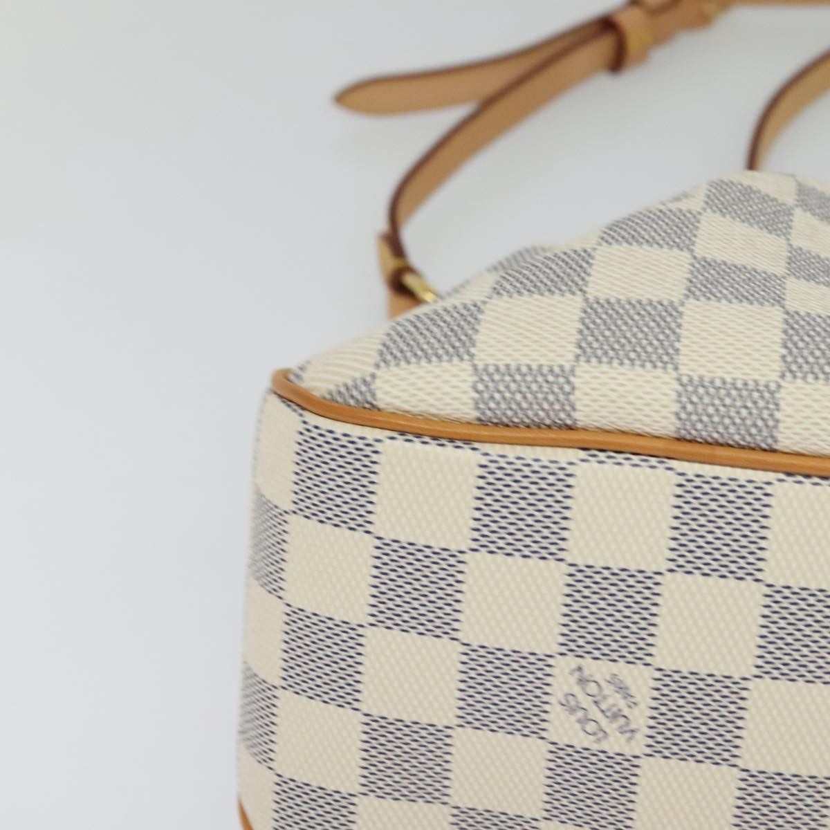 Louis Vuitton Siracusa Beige Canvas Shoulder Bag (Pre-Owned) Size ONE SIZE - 10 Thumbnail