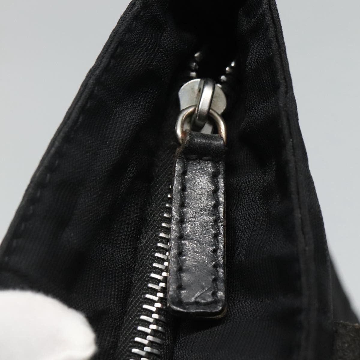 Fendi Black Canvas Shoulder Bag (Pre-Owned) Size ONE SIZE - 12 Thumbnail