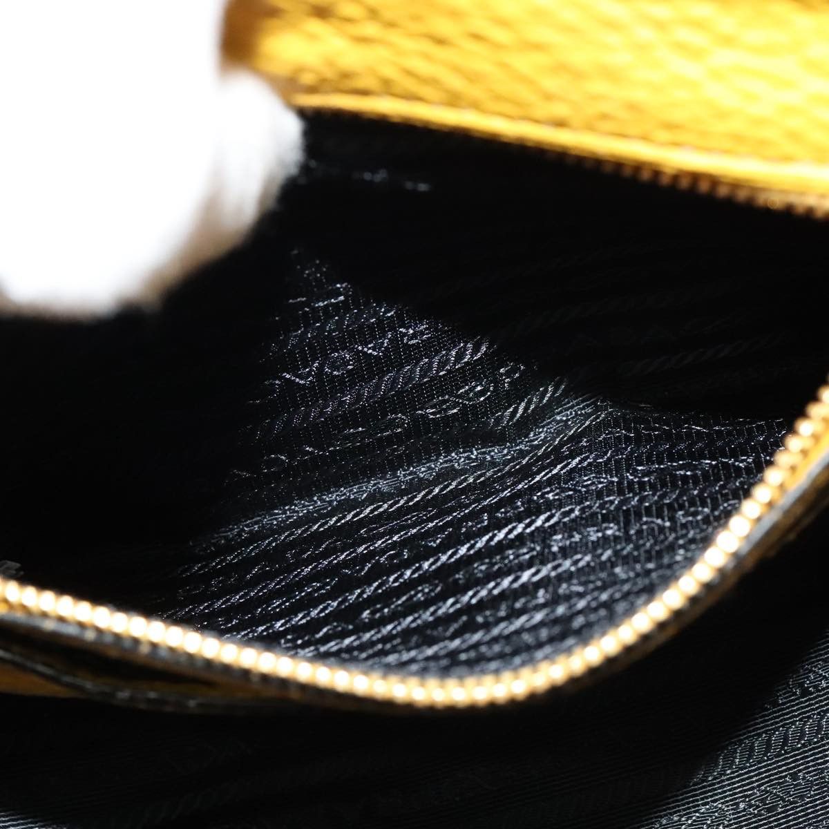 Prada Daino Yellow Leather Handbag (Pre-Owned) Size ONE SIZE - 17 Thumbnail