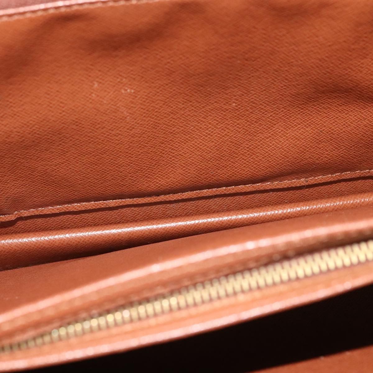 Louis Vuitton Courcelle Brown Canvas Shoulder Bag (Pre-Owned) Size ONE SIZE - 20 Thumbnail