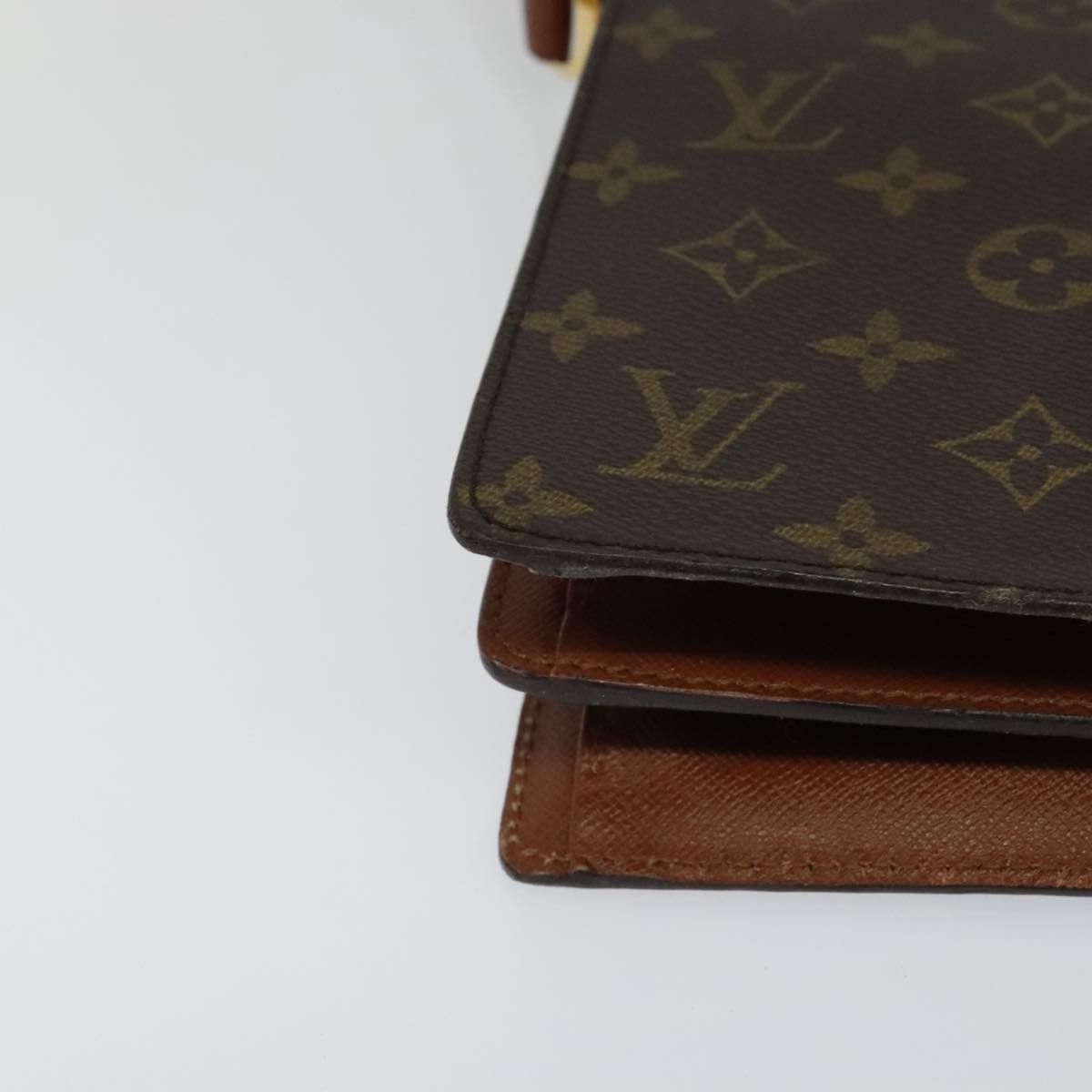 Louis Vuitton Courcelle Brown Canvas Shoulder Bag (Pre-Owned) Size ONE SIZE - 10 Thumbnail