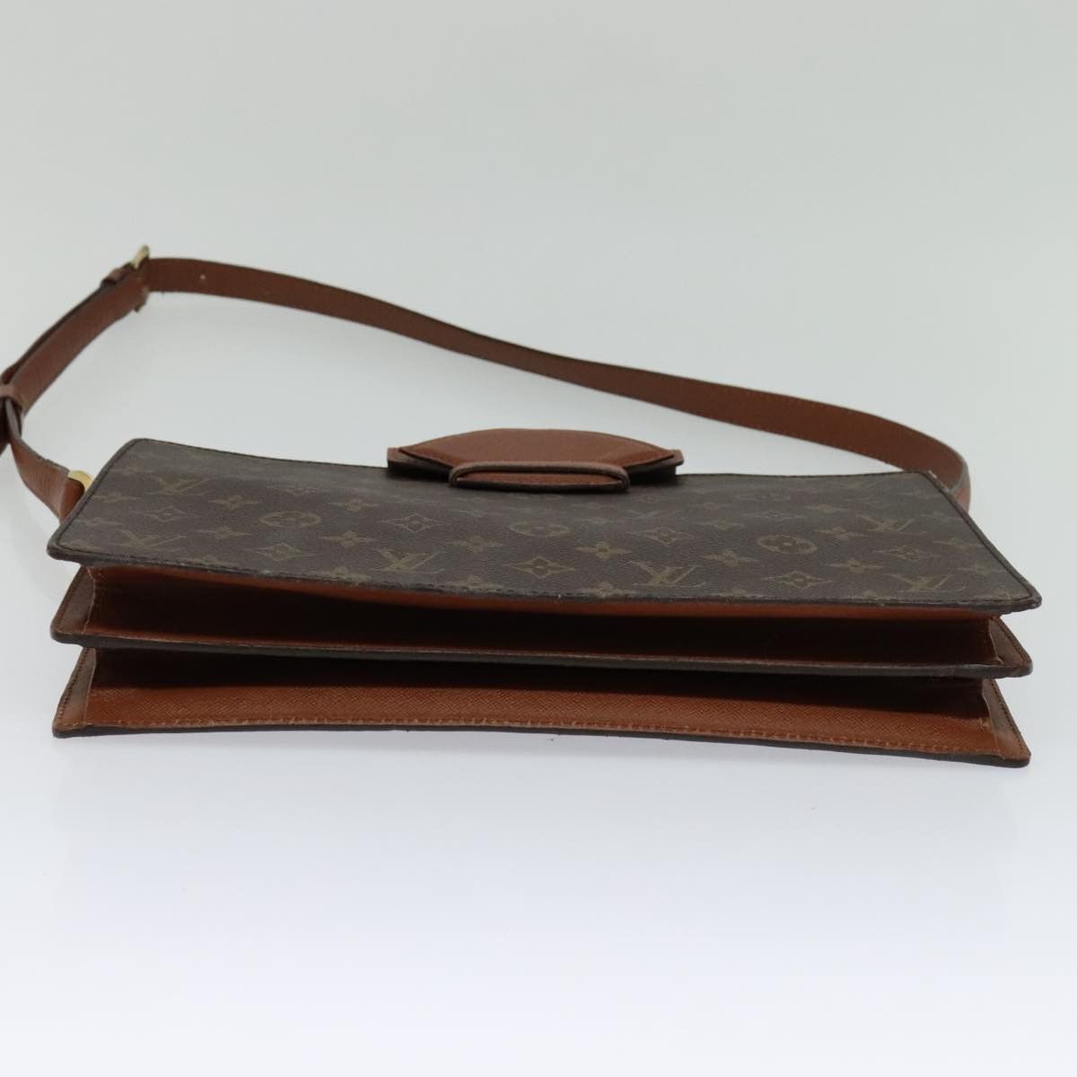 Louis Vuitton Courcelle Brown Canvas Shoulder Bag (Pre-Owned) Size ONE SIZE - 9 Thumbnail