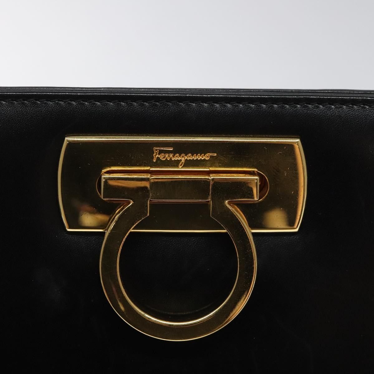 Salvatore Ferragamo Gancini Black Leather Shoulder Bag (Pre-Owned) Size ONE SIZE - 14 Thumbnail