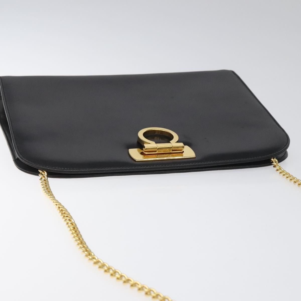 Salvatore Ferragamo Gancini Black Leather Shoulder Bag (Pre-Owned) Size ONE SIZE - 6 Thumbnail