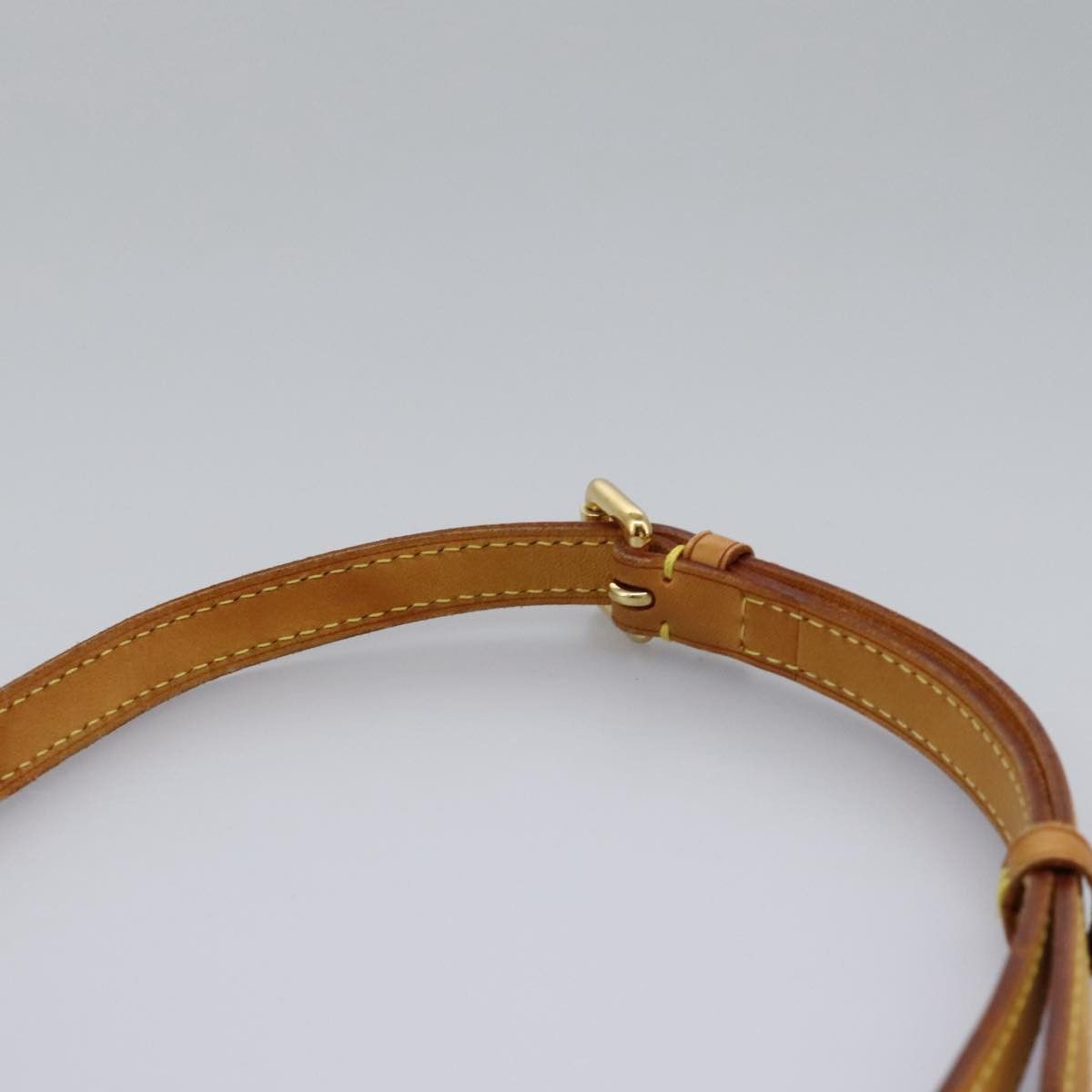 Louis Vuitton Minna Beige Patent Leather Shoulder Bag (Pre-Owned) Size ONE SIZE - 8 Thumbnail