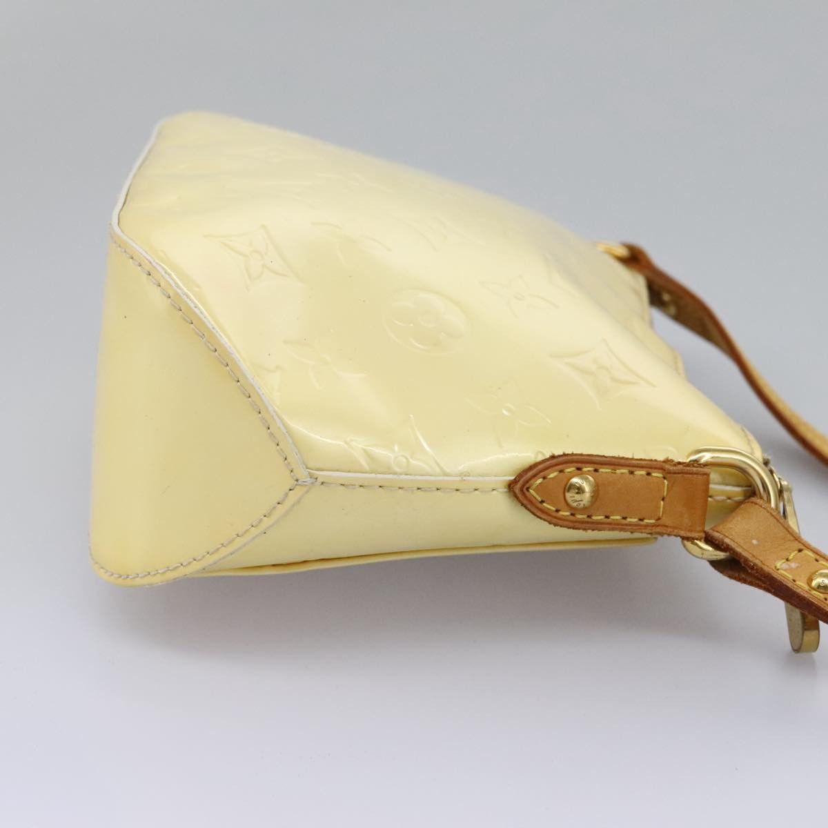 Louis Vuitton Minna Beige Patent Leather Shoulder Bag (Pre-Owned) Size ONE SIZE - 4 Thumbnail